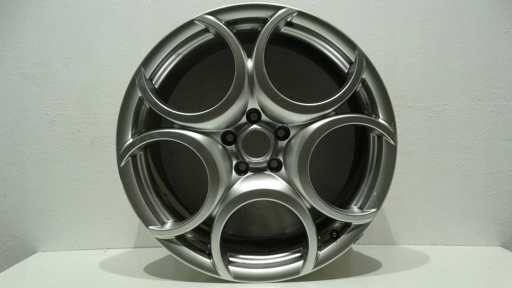  1x Alu Felge Alfa Romeo Spider 8C Spider 8C Aluminum rim 20 Zoll 8.0J 8x165 54ET product image