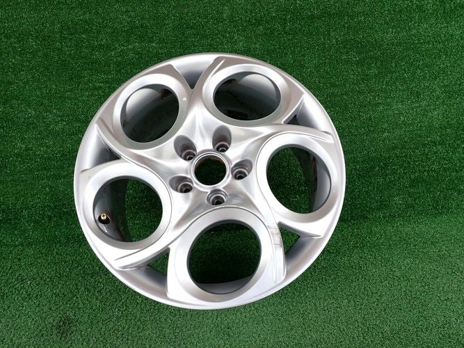 1x Alu Felge Alfa Romeo Giulietta Aluminum rim 17 Zoll 7.5J 5x110 41ET 50534210