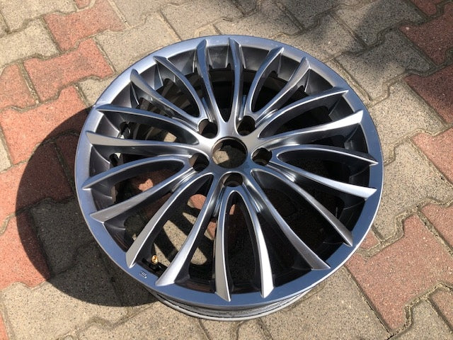 1x Alu Felge Alfa Romeo Giulietta Aluminum rim 18 Zoll 7.5J 5x110