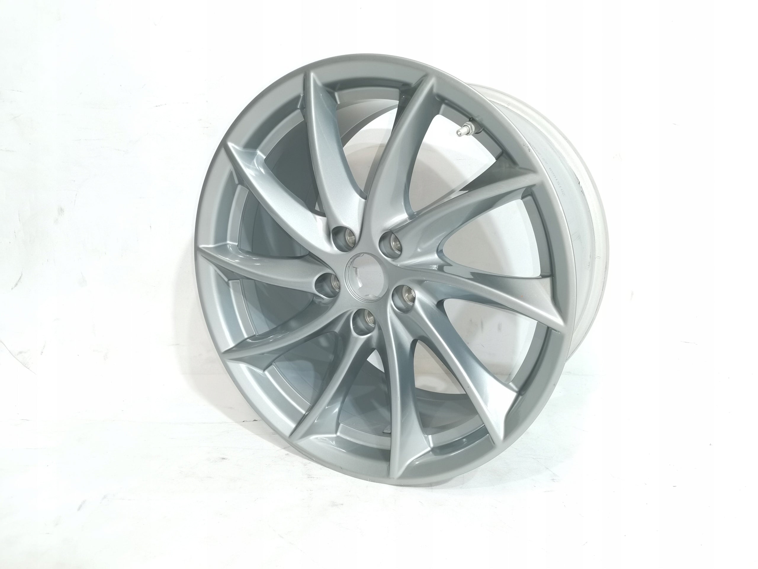 1x Alu Felge Alfa Romeo Giulia 156 18 Zoll 9.0J 5x110 44,5ET 156107472