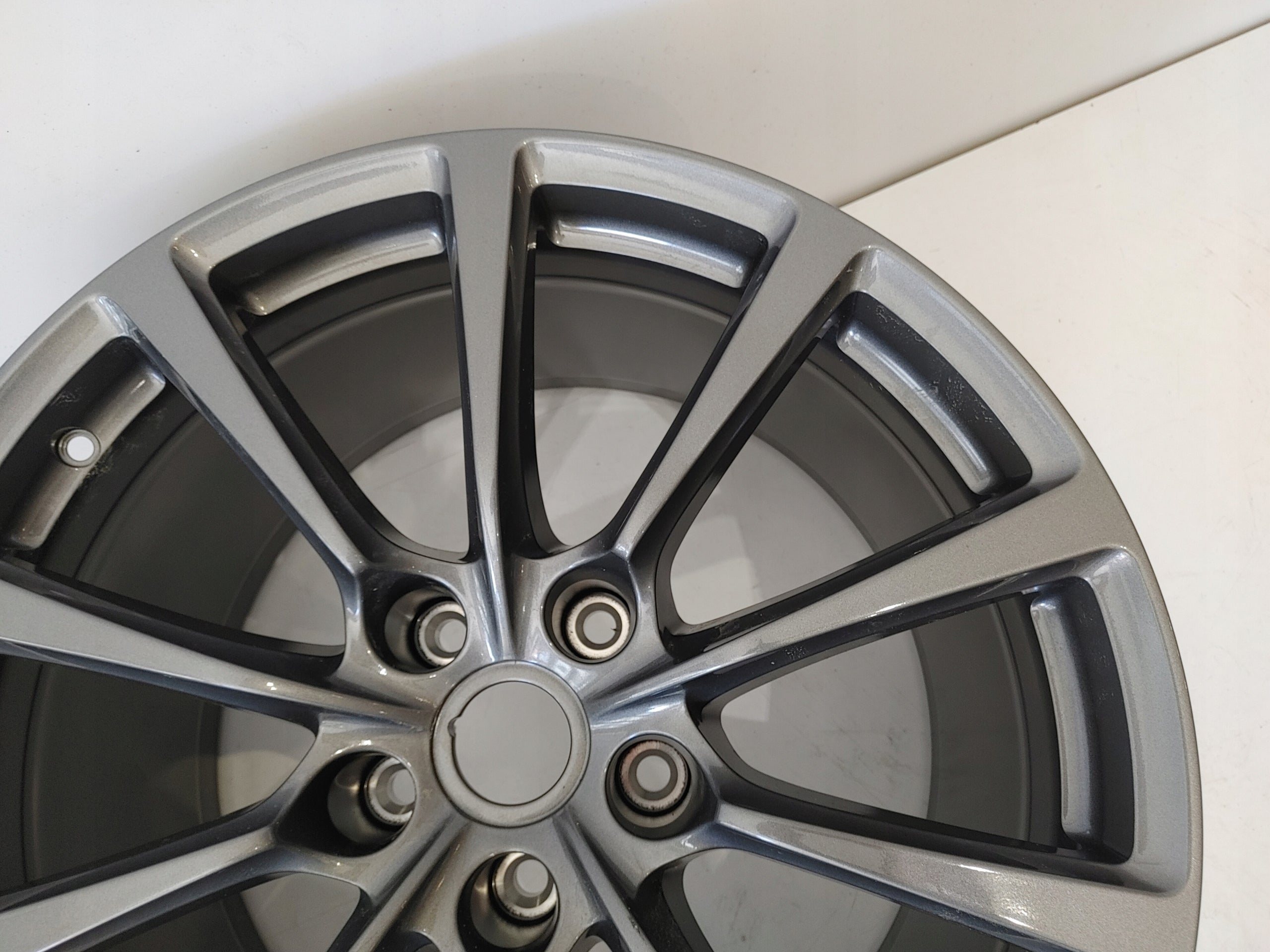 1x Alu Felge Aston Martin Vanquish Aluminum rim 20 Zoll 11.5J