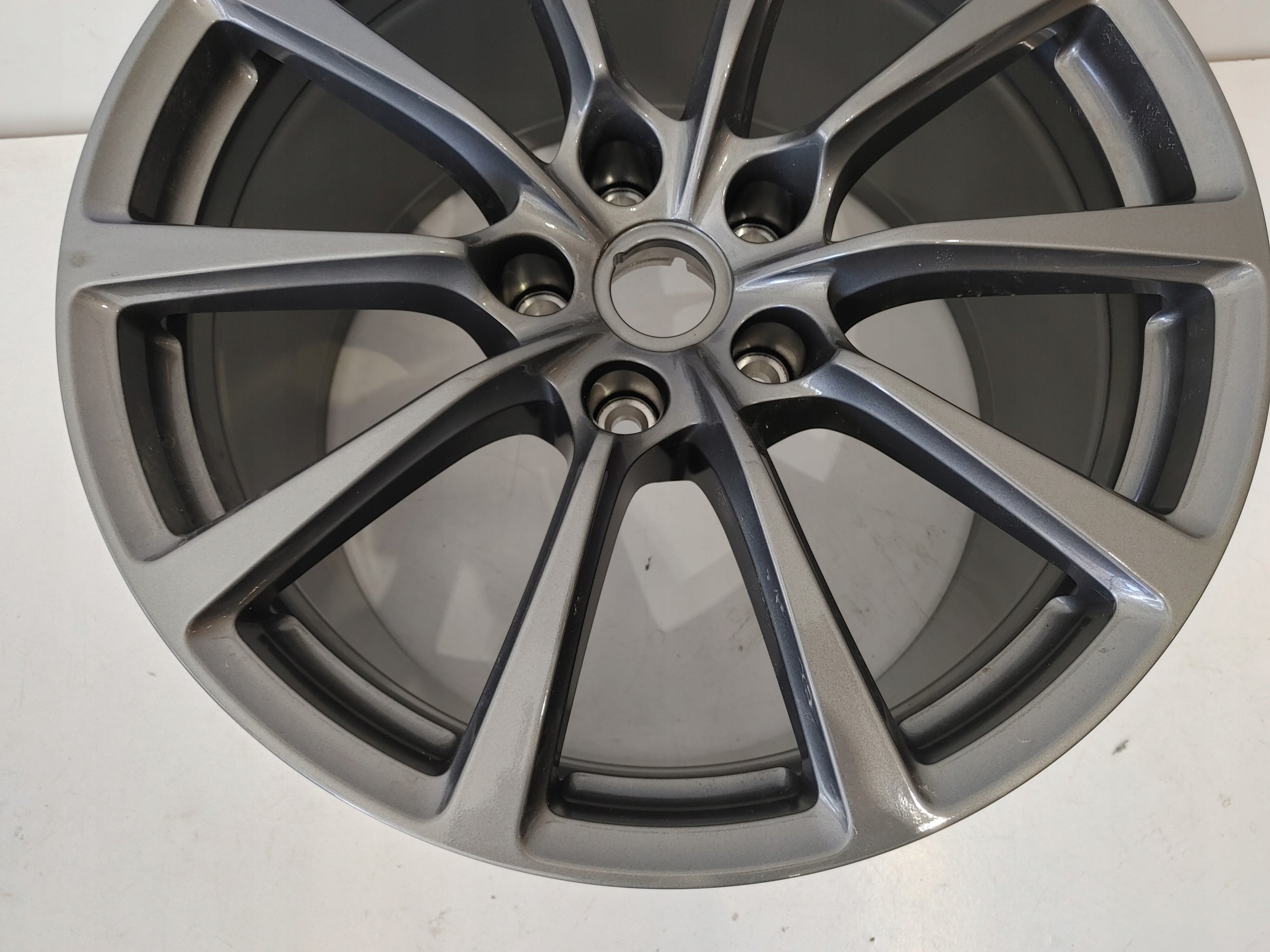 1x Alu Felge Aston Martin Vanquish Aluminum rim 20 Zoll 11.5J