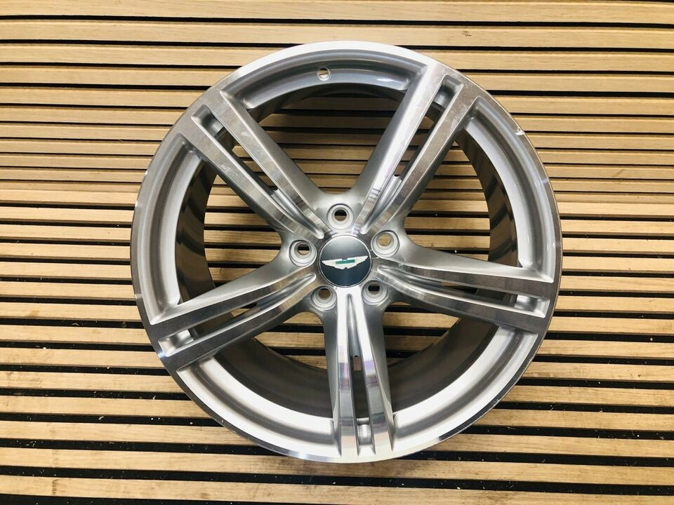 1x Alu Felge Aston Martin Vantage DBS DB9 Aluminum rim 19 Zoll 7.5J 6G431007BA