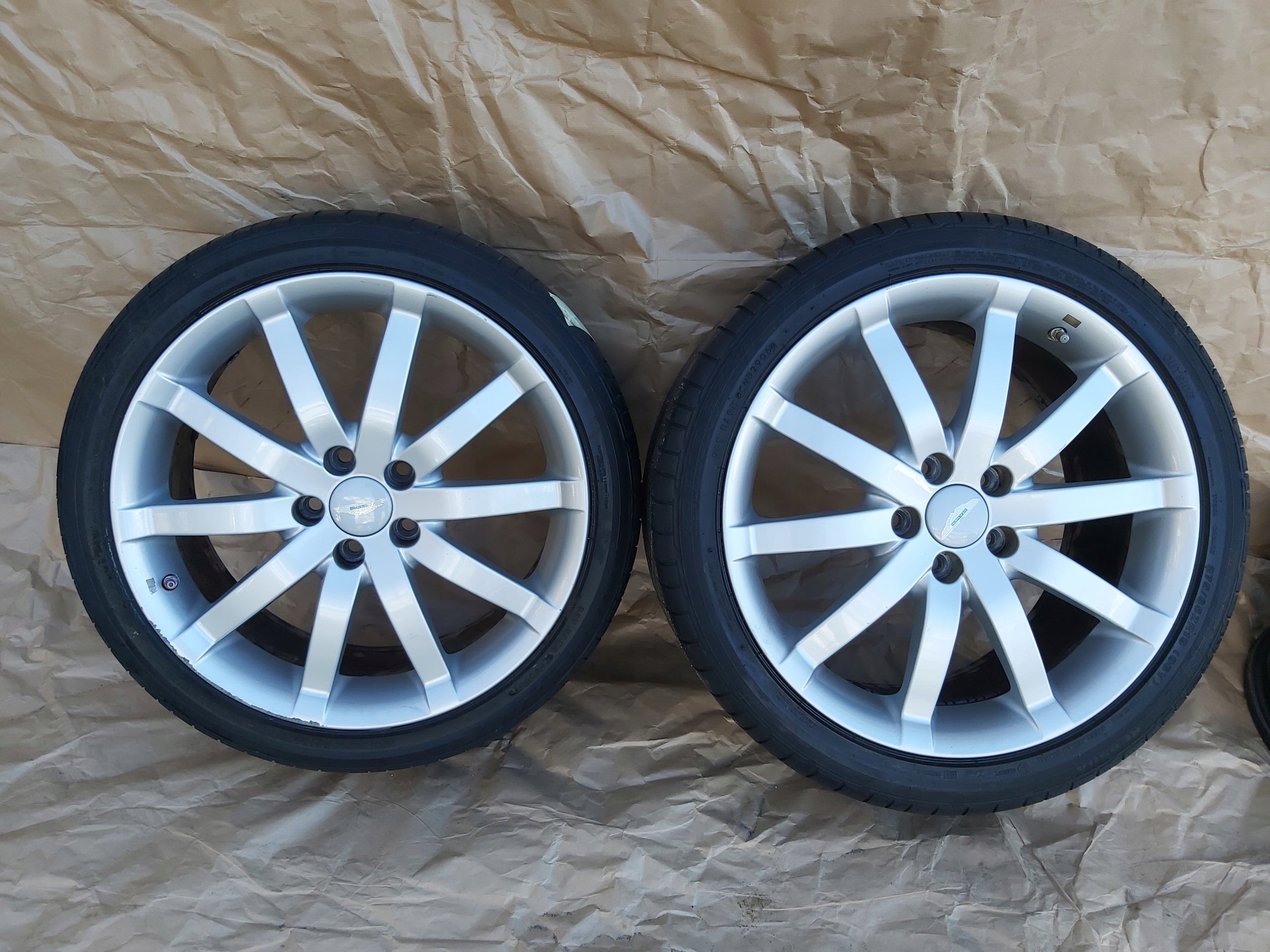  1x Alu Felge Aston Martin DB9 Aluminum rim 19 Zoll 8.5J 5x112 4G431007BB product image