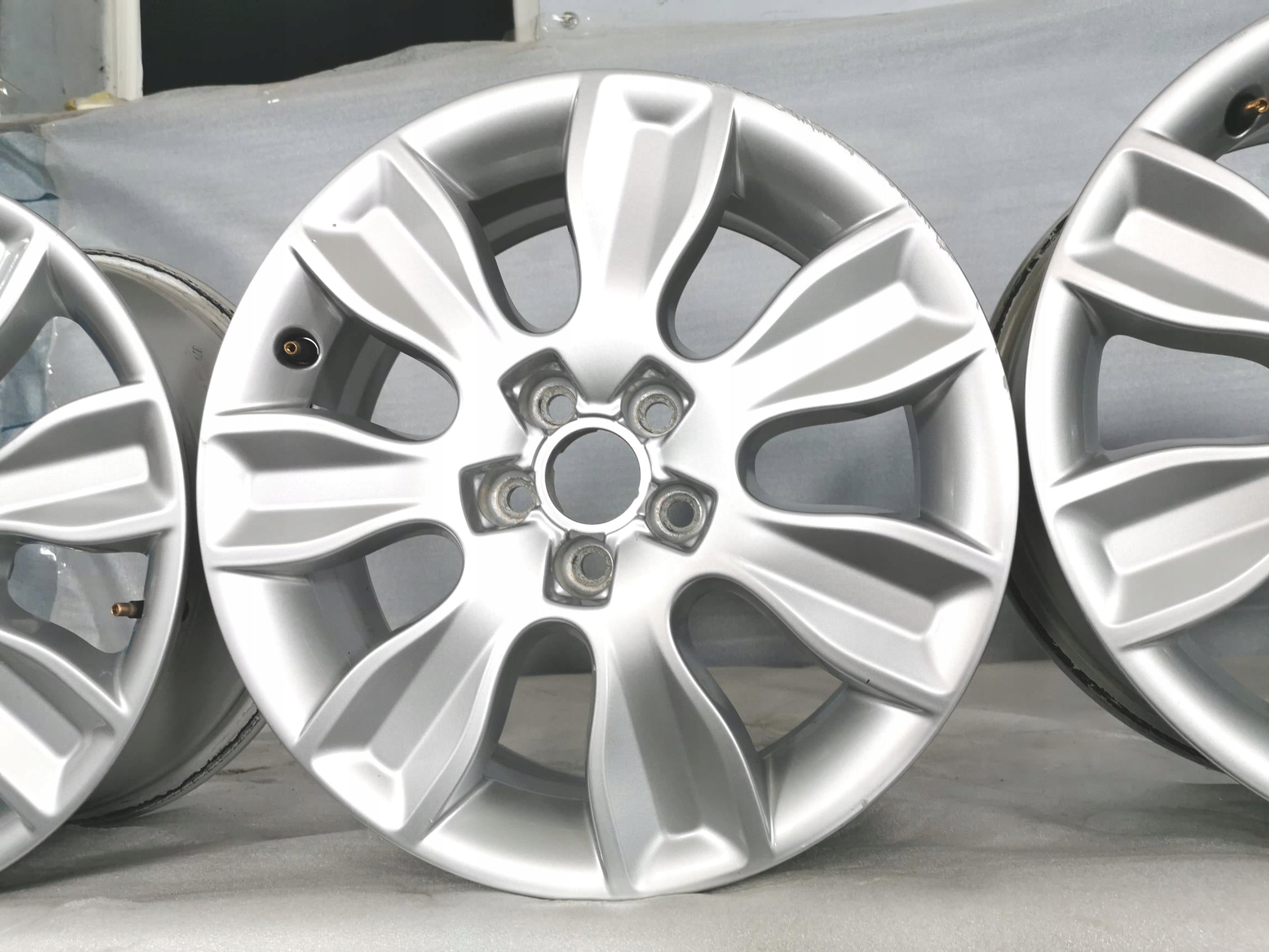 Alu Felge Audi A1 A3 A2 Aluminum rim 16 Zoll 6.0J 5x100 30ET