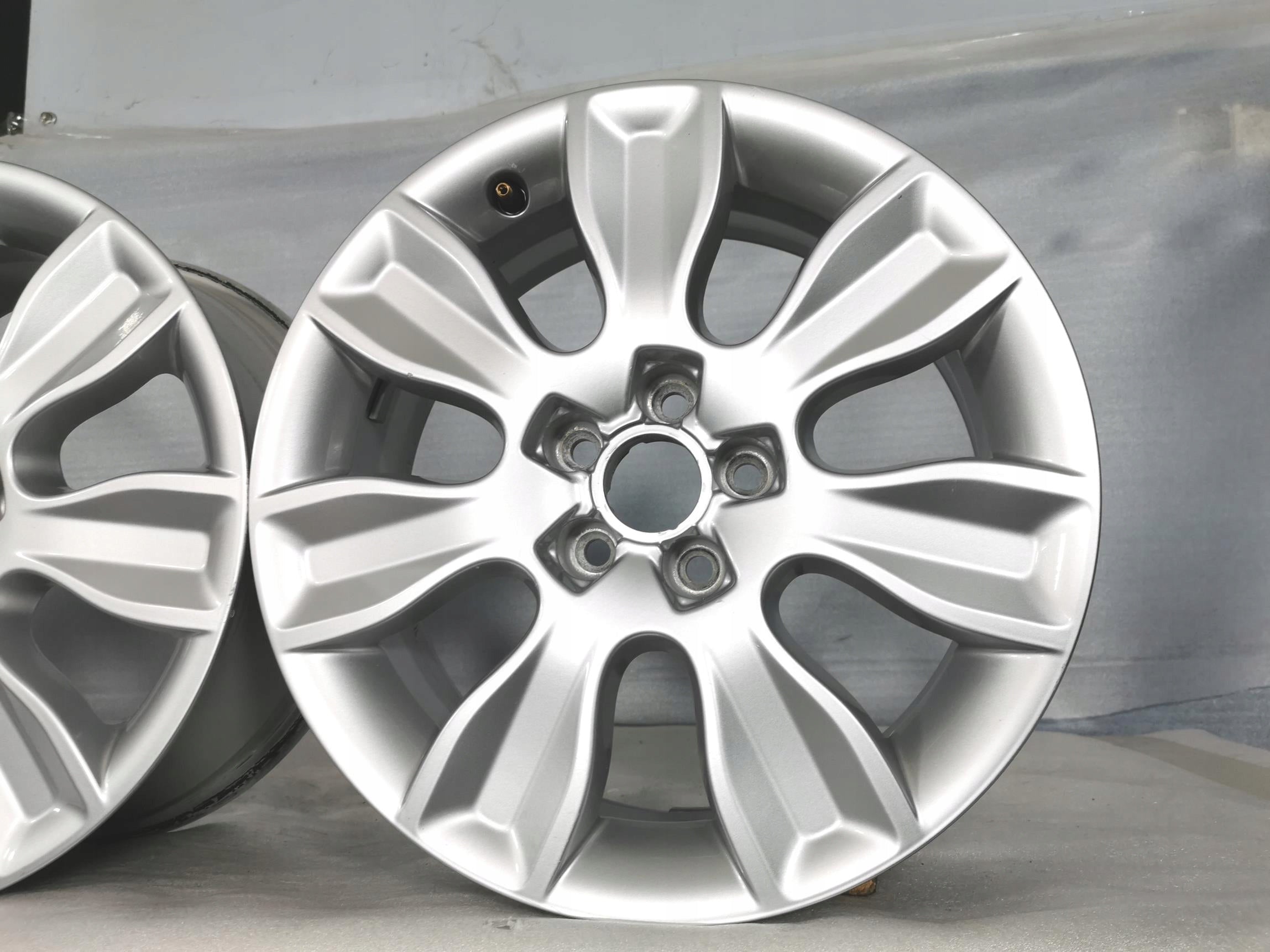 Alu Felge Audi A1 A3 A2 Aluminum rim 16 Zoll 6.0J 5x100 30ET