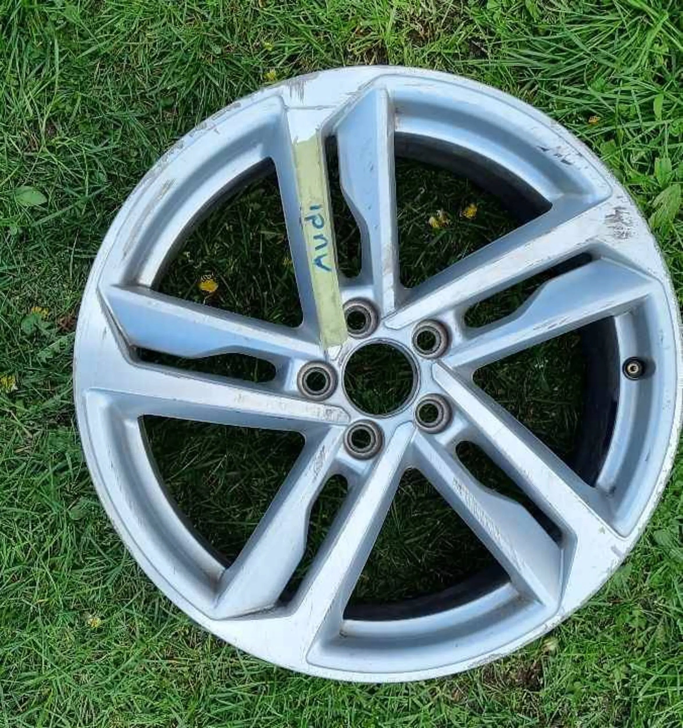  1x Alu Felge Audi A1 Aluminum rim 17 Zoll product image