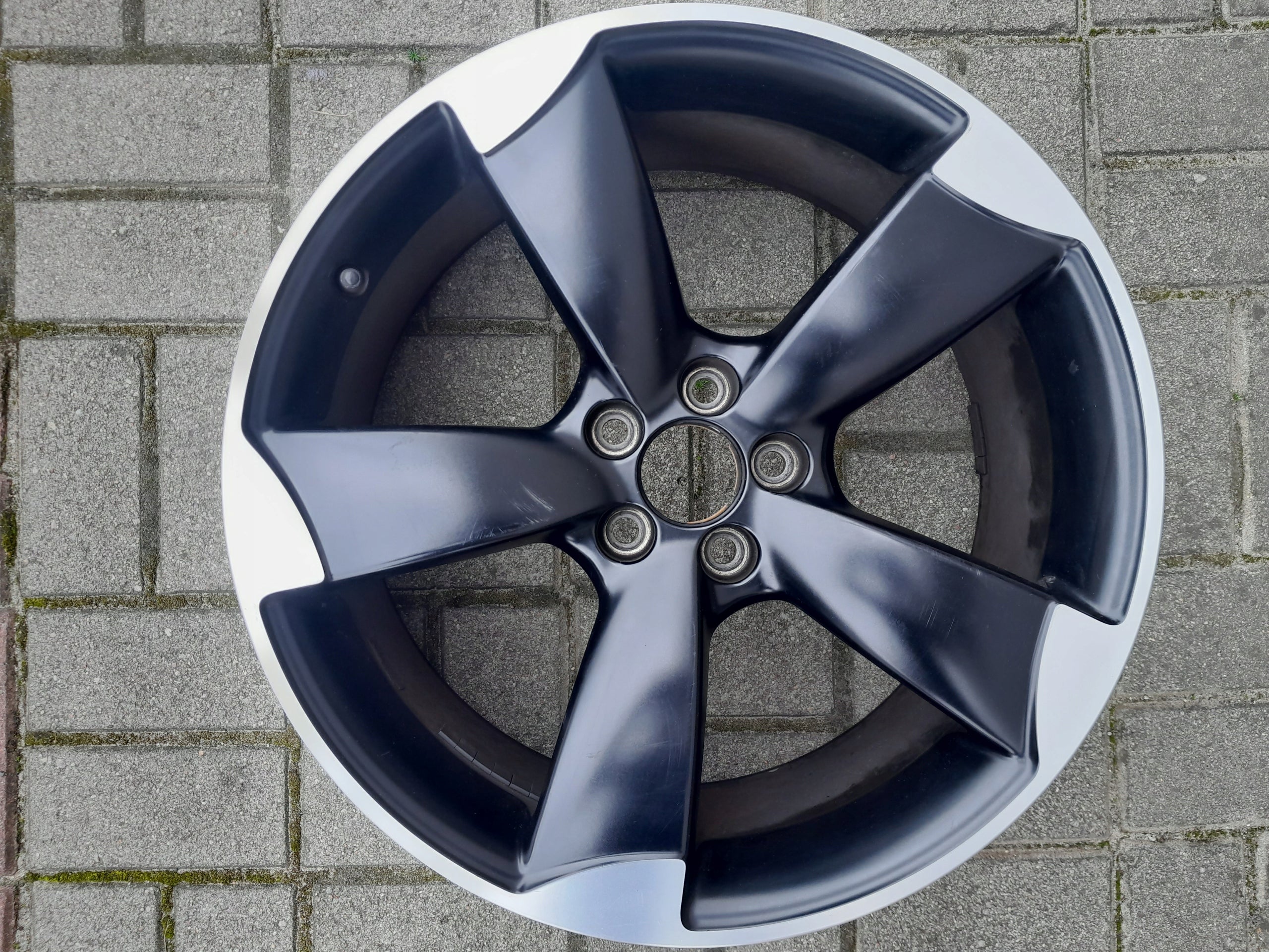  1x Alu Felge Audi A1 Aluminum rim 18 Zoll 7.5J 5x100 39ET product image