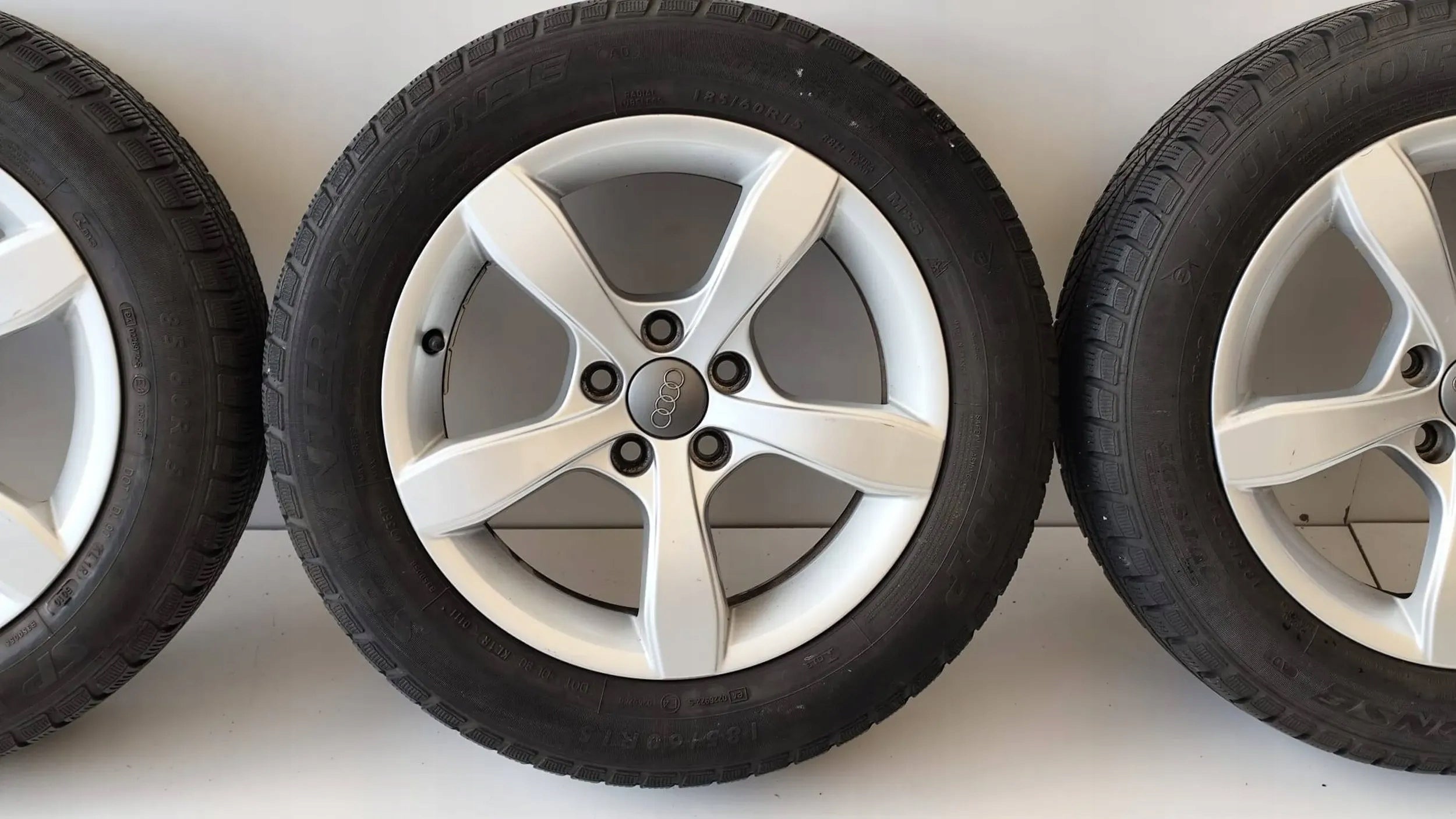 Alu Felge Audi A1 Aluminum rim 15 Zoll 8X0071495