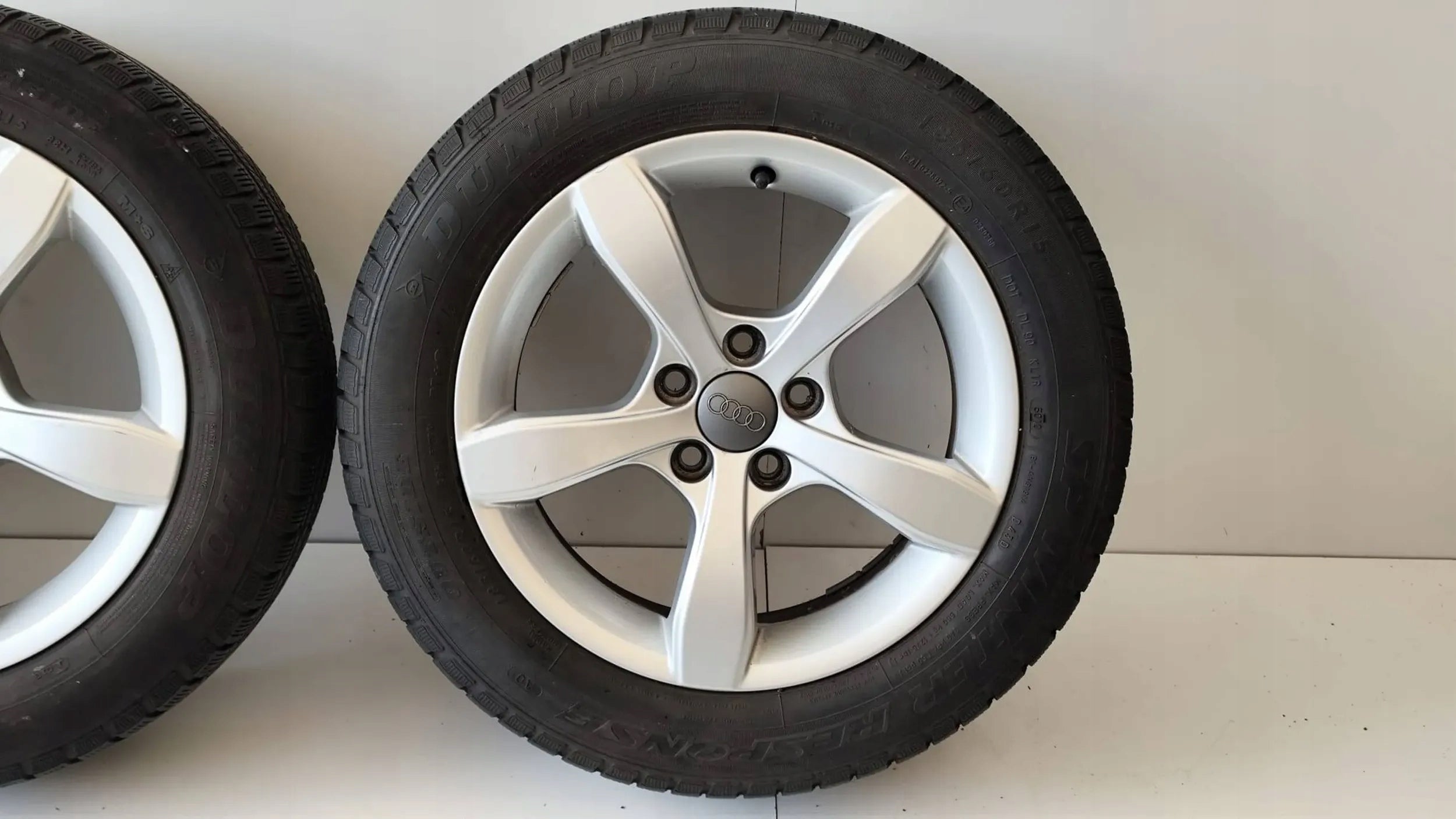 Alu Felge Audi A1 Aluminum rim 15 Zoll 8X0071495