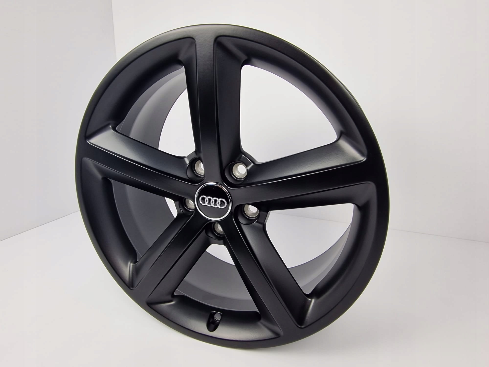 Alu Felge Audi A3 Q3 Q2 A6 A8 Q5 A4 TT Aluminum rim 18 Zoll 8.0J 5x112 47ET