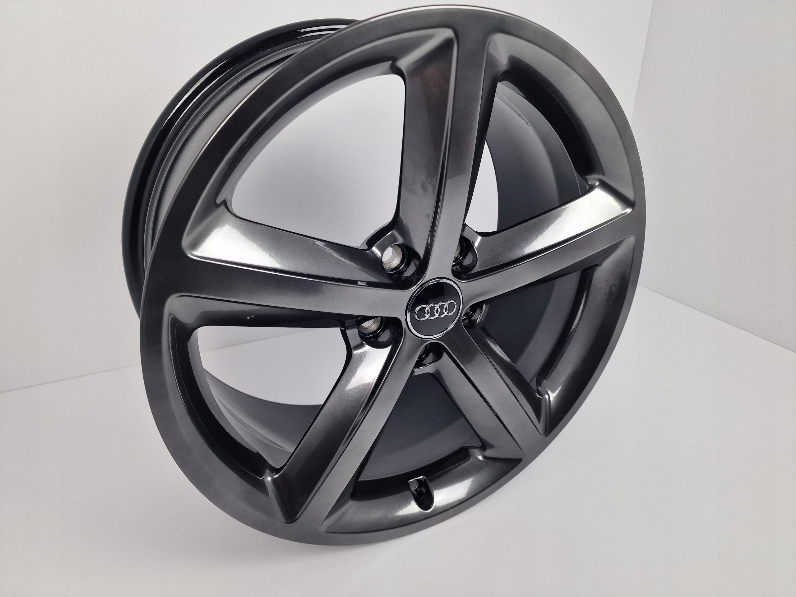 Alu Felge Audi A3 Q3 Q2 A6 A8 Q5 A4 TT Aluminum rim 18 Zoll 8.0J 5x112 47ET