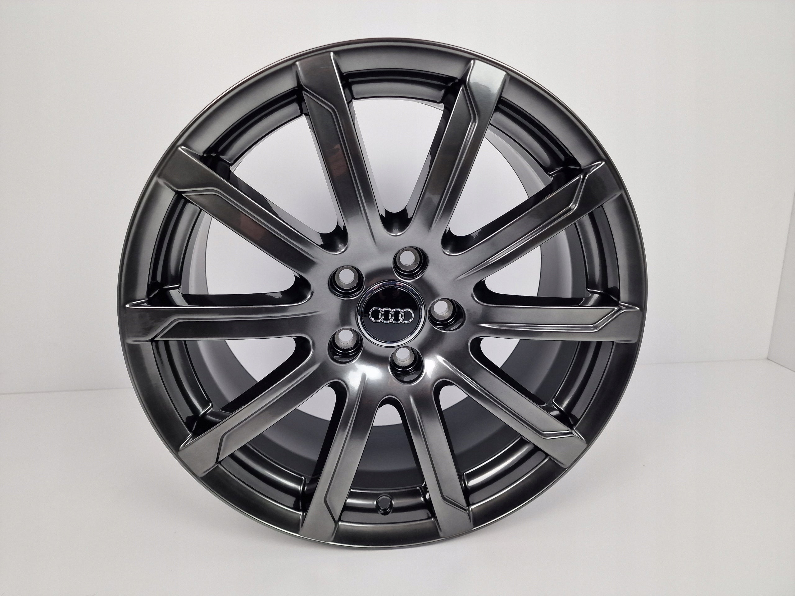 Alu Felge Audi A3 Q3 Q2 A6 A8 Q5 A4 TT Aluminum rim 18 Zoll 8.0J 5x112 47ET