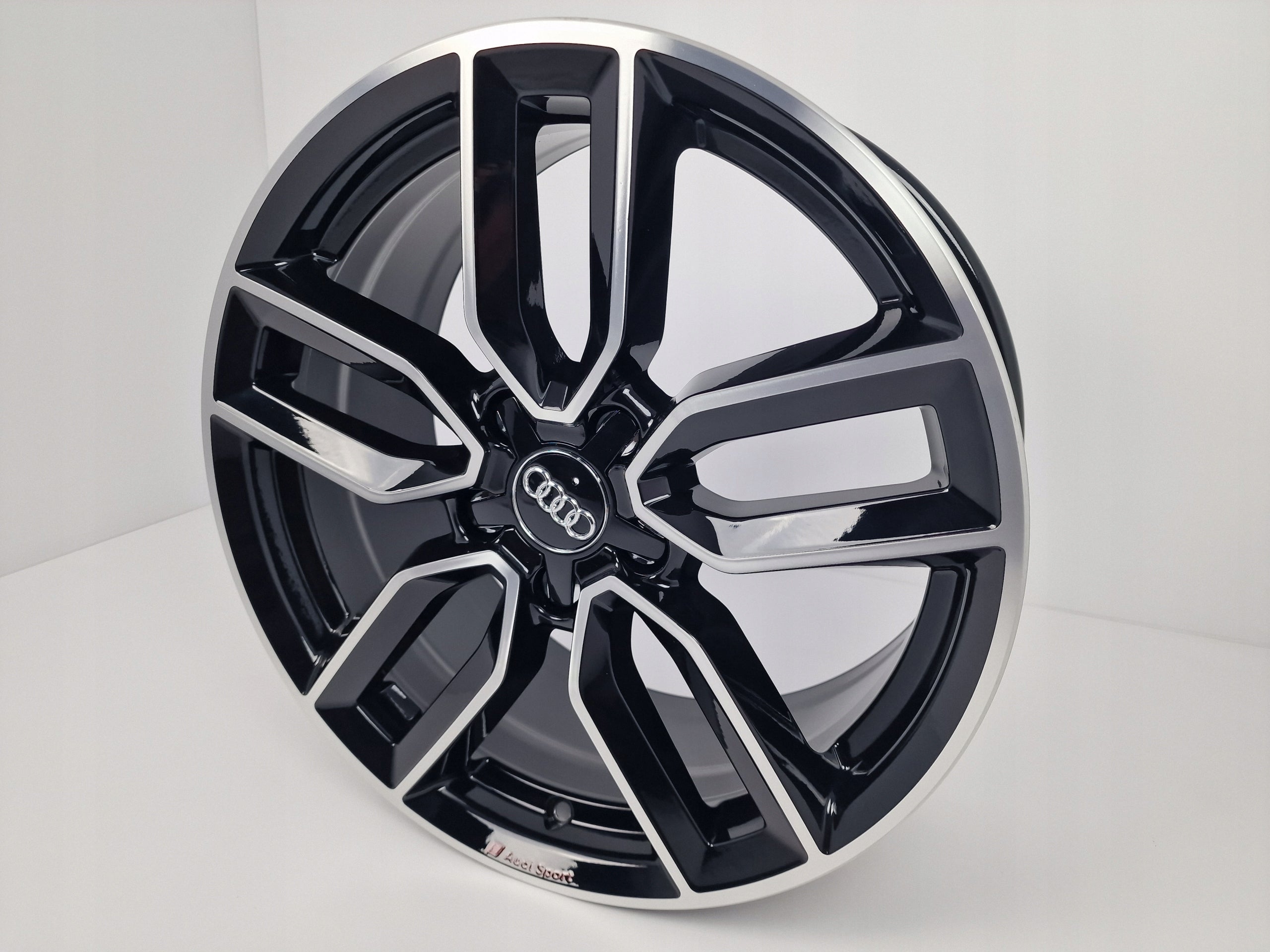 Alu Felge Audi A3 Q3 Q2 A6 A8 S3 A4 TT Aluminum rim 18 Zoll 7.5J 5x112 51ET