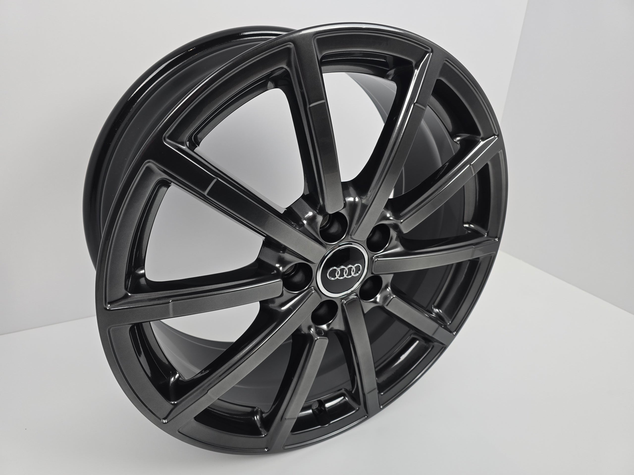 Alu Felge Audi A3 Q3 Q2 A6 A8 S3 A4 TT Aluminum rim 18 Zoll 7.5J 5x112 51ET