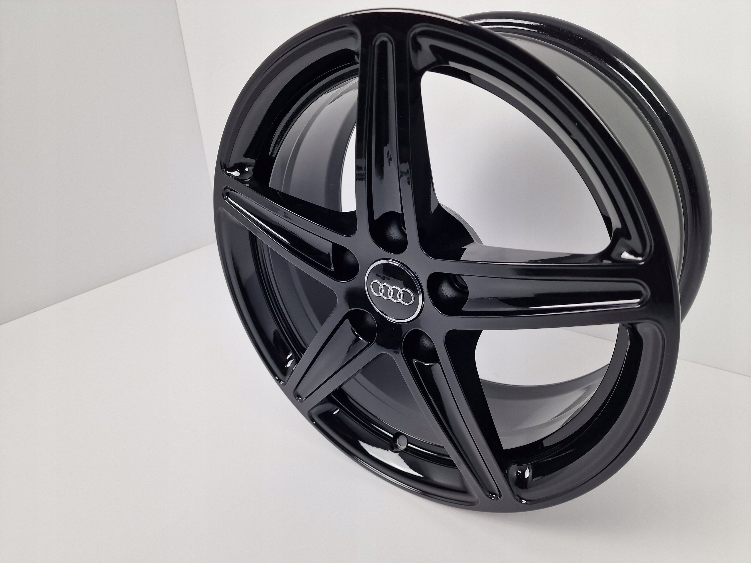 Alu Felge Audi A3 Q3 Q2 A6 A8 A4 TT Aluminum rim 16 Zoll 7.0J 5x112 35ET