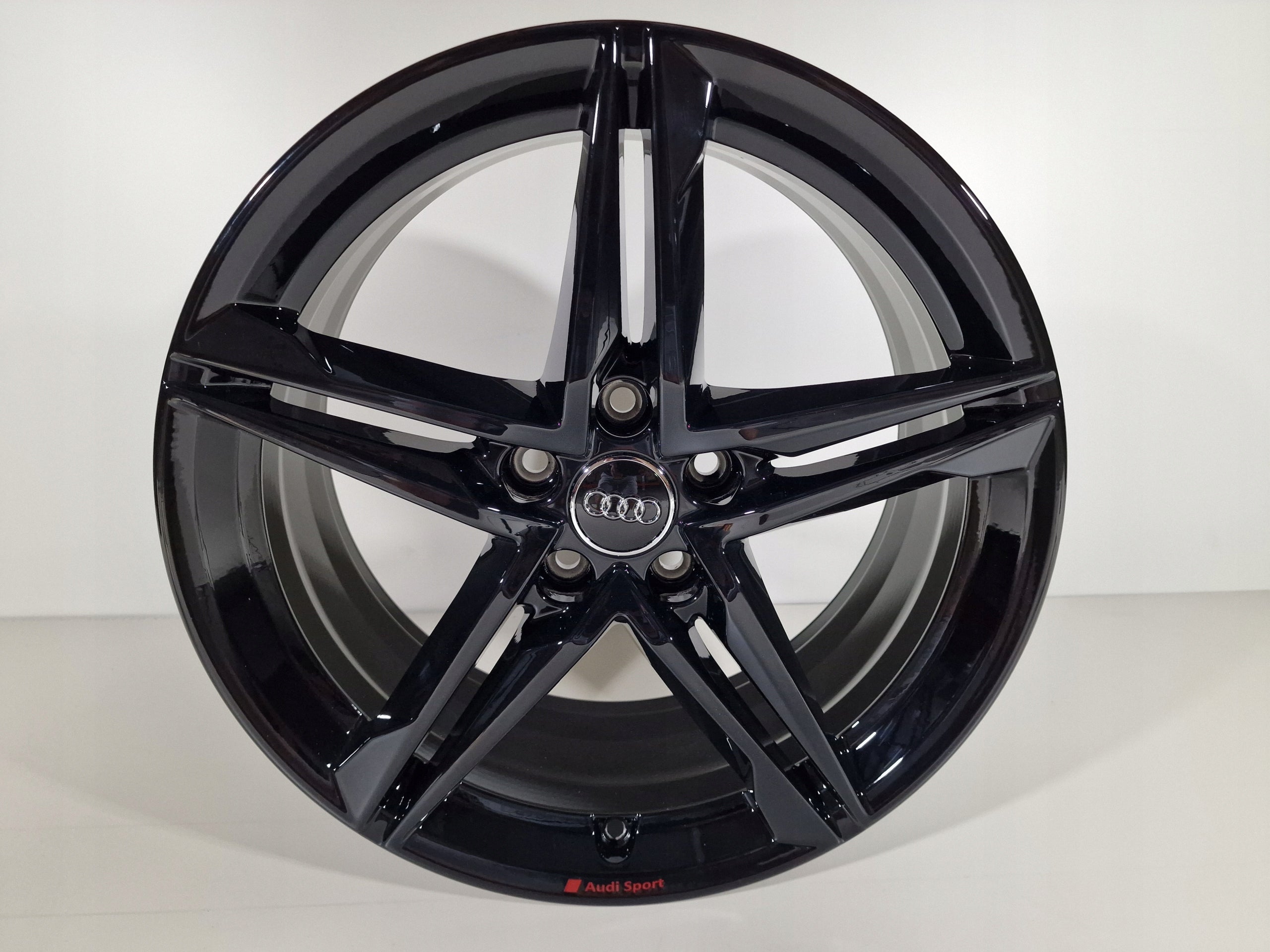 Alu rim Audi A3 Q3 A6 A8 Q5 A4 TT Aluminum rim 18 inch 8.0J 5x112 40ET 