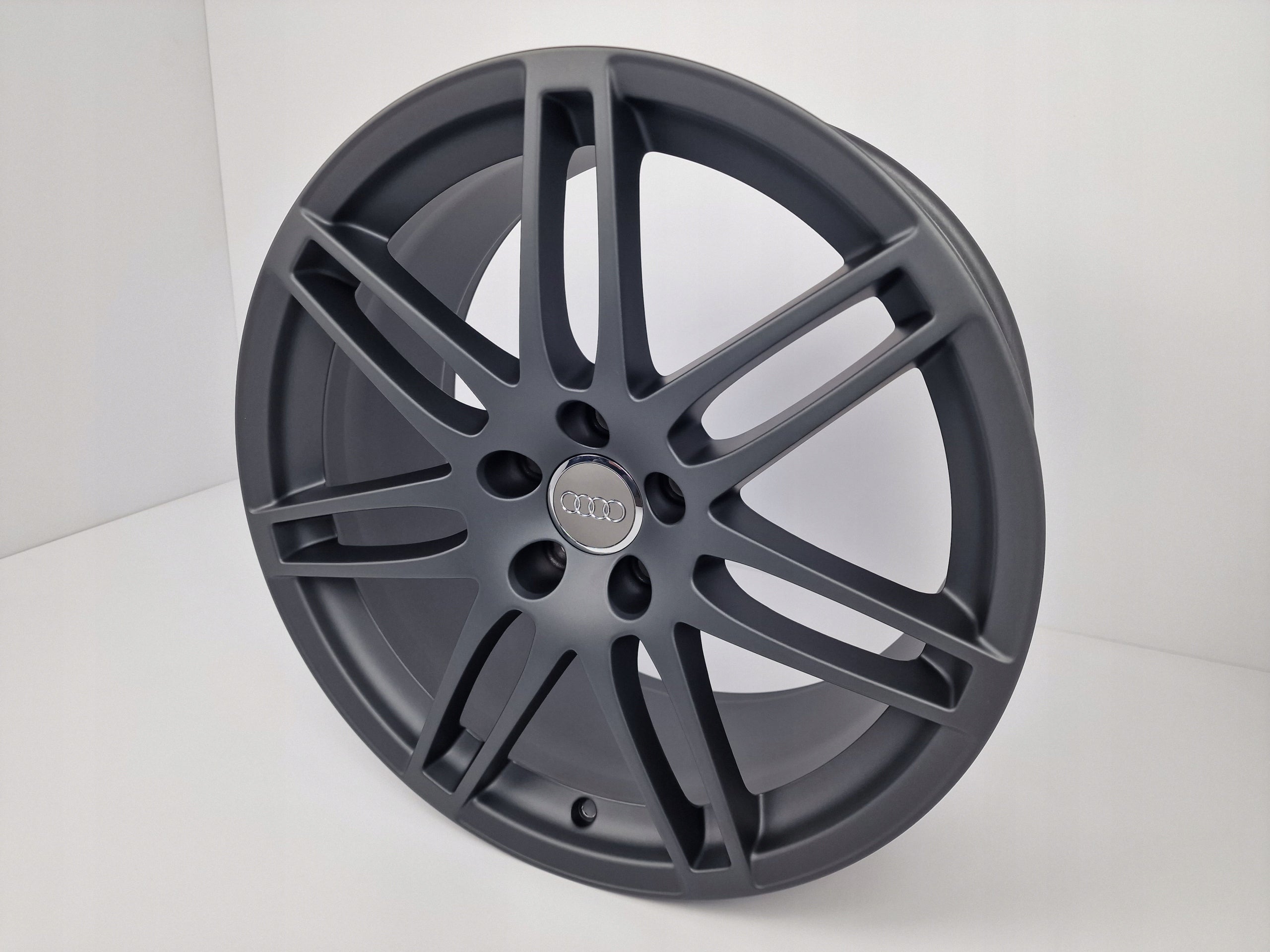 Alu Felge Audi A3 Q3 A6 A8 Q5 A4 TT Aluminum rim 19 Zoll 8.5J 5x112 43ET