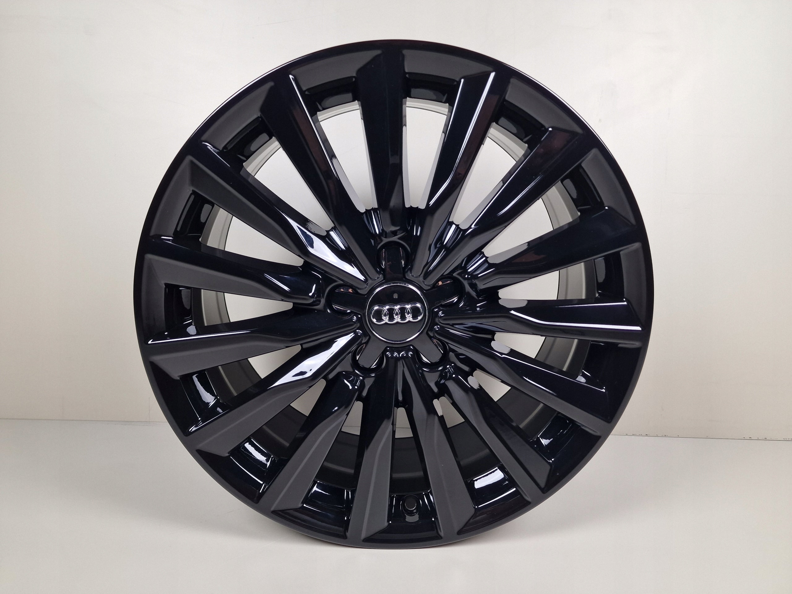 Alu rim Audi A3 Q3 A6 A8 A4 TT Aluminum rim 18 inch 7.5J 5x112 51ET 