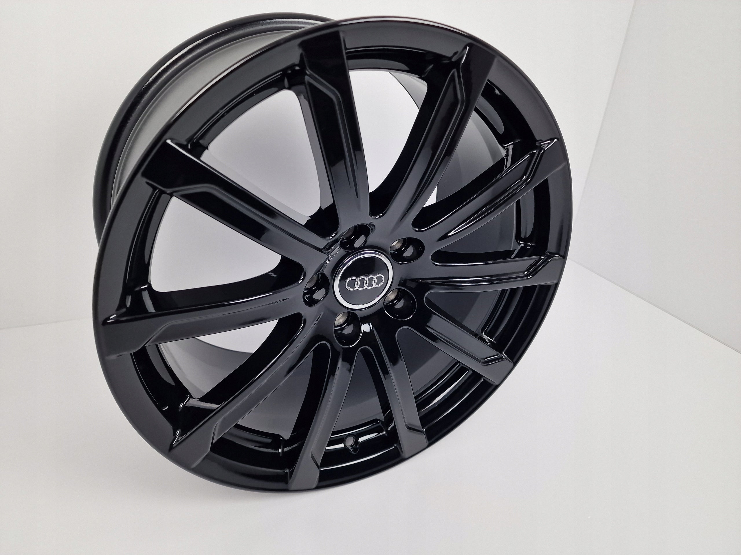 Alu Felge Audi A3 A6 A8 TTS A4 TT Aluminum rim 18 Zoll 9.0J 5x112 52ET