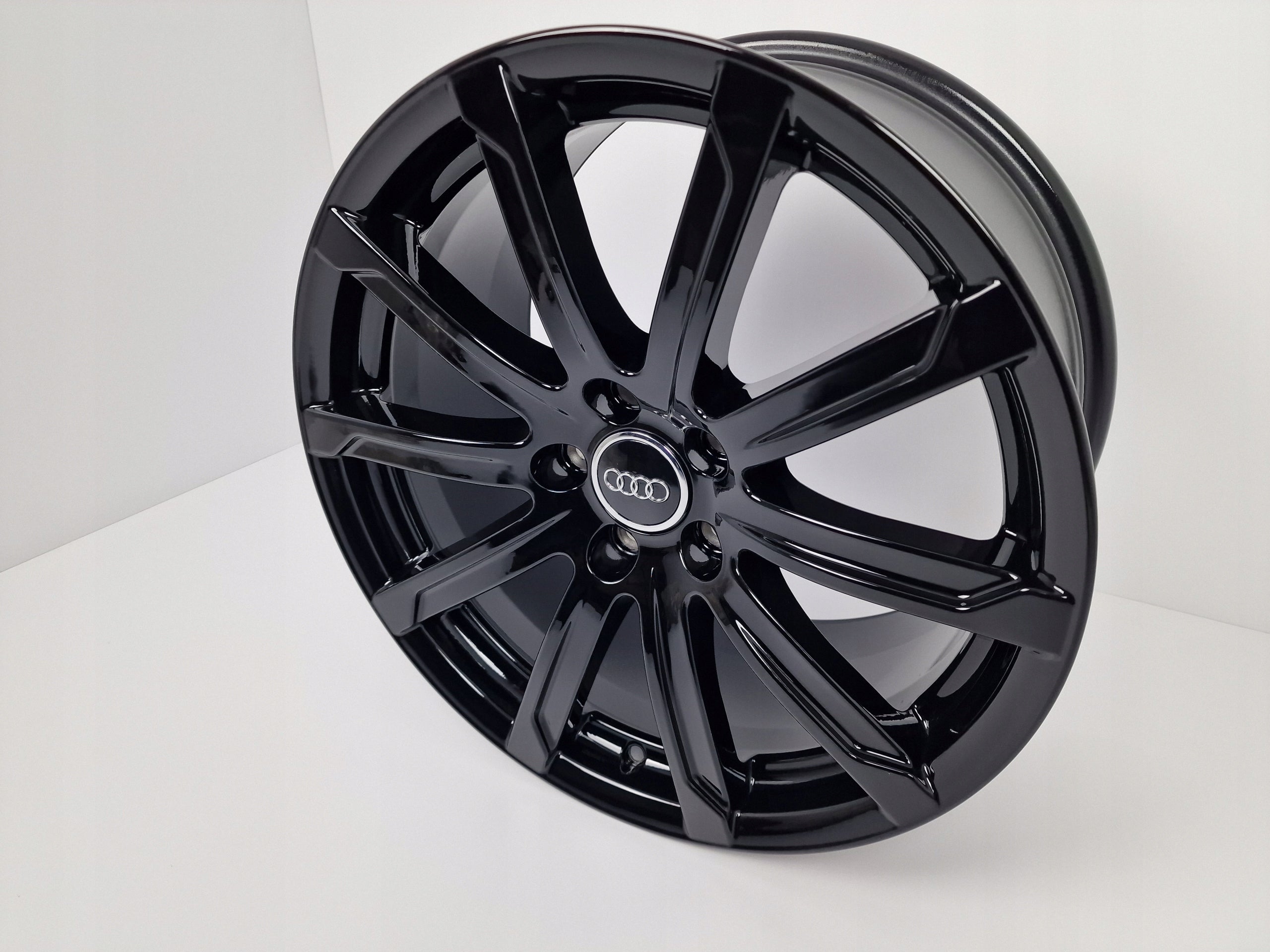 Alu Felge Audi A3 A6 A8 TTS A4 TT Aluminum rim 18 Zoll 9.0J 5x112 52ET