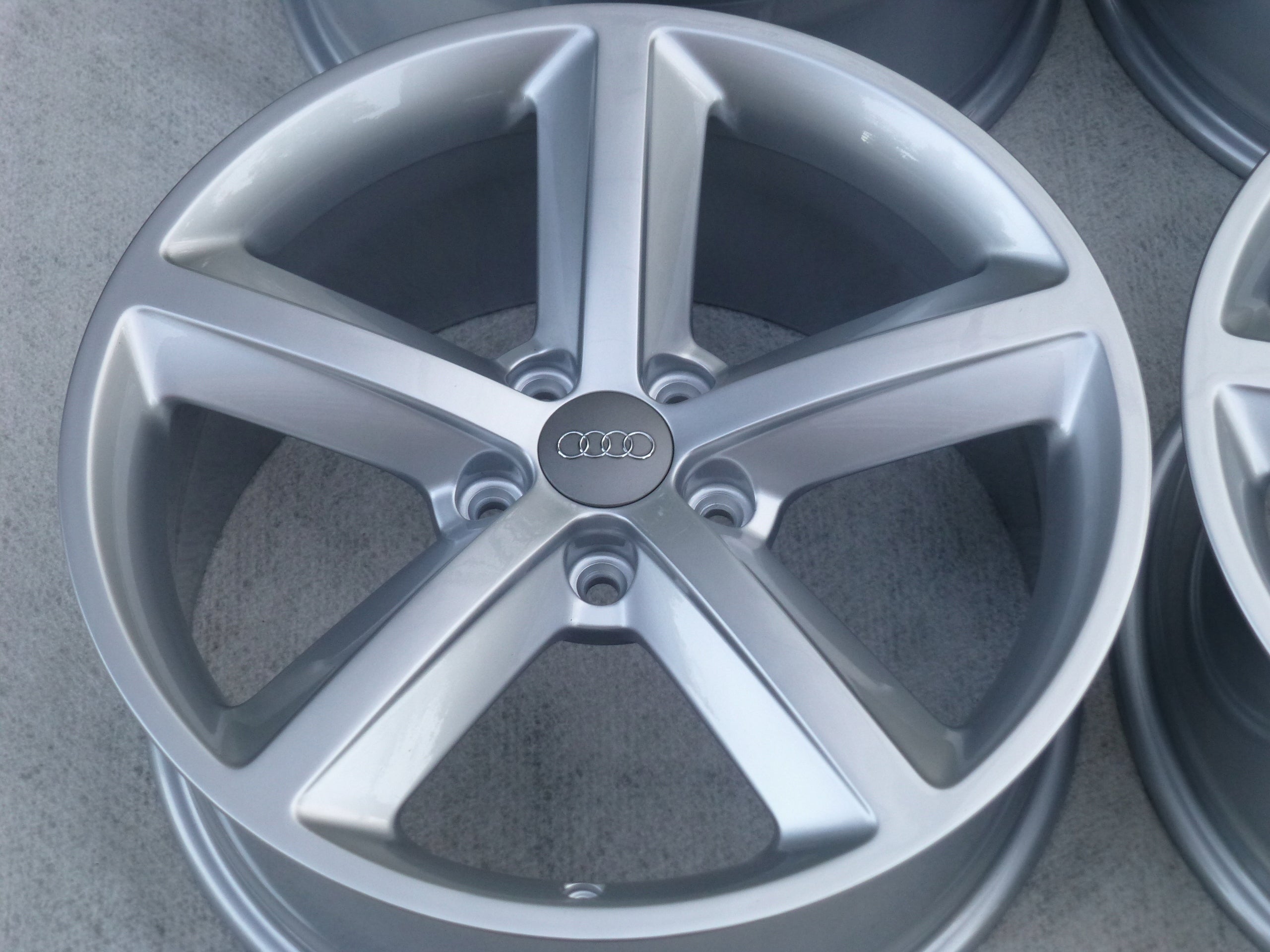 Alu Felge Audi A3 A4 A6 S4 Aluminum rim 18 Zoll 8.0J 5x112