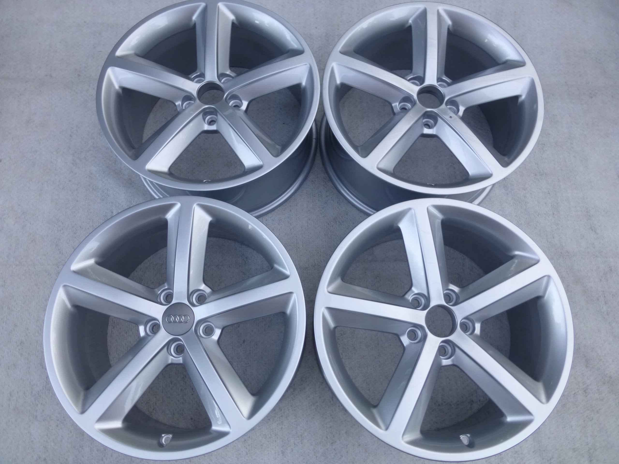 Alu Felge Audi A3 A4 A6 S4 Aluminum rim 18 Zoll 8.0J 5x112