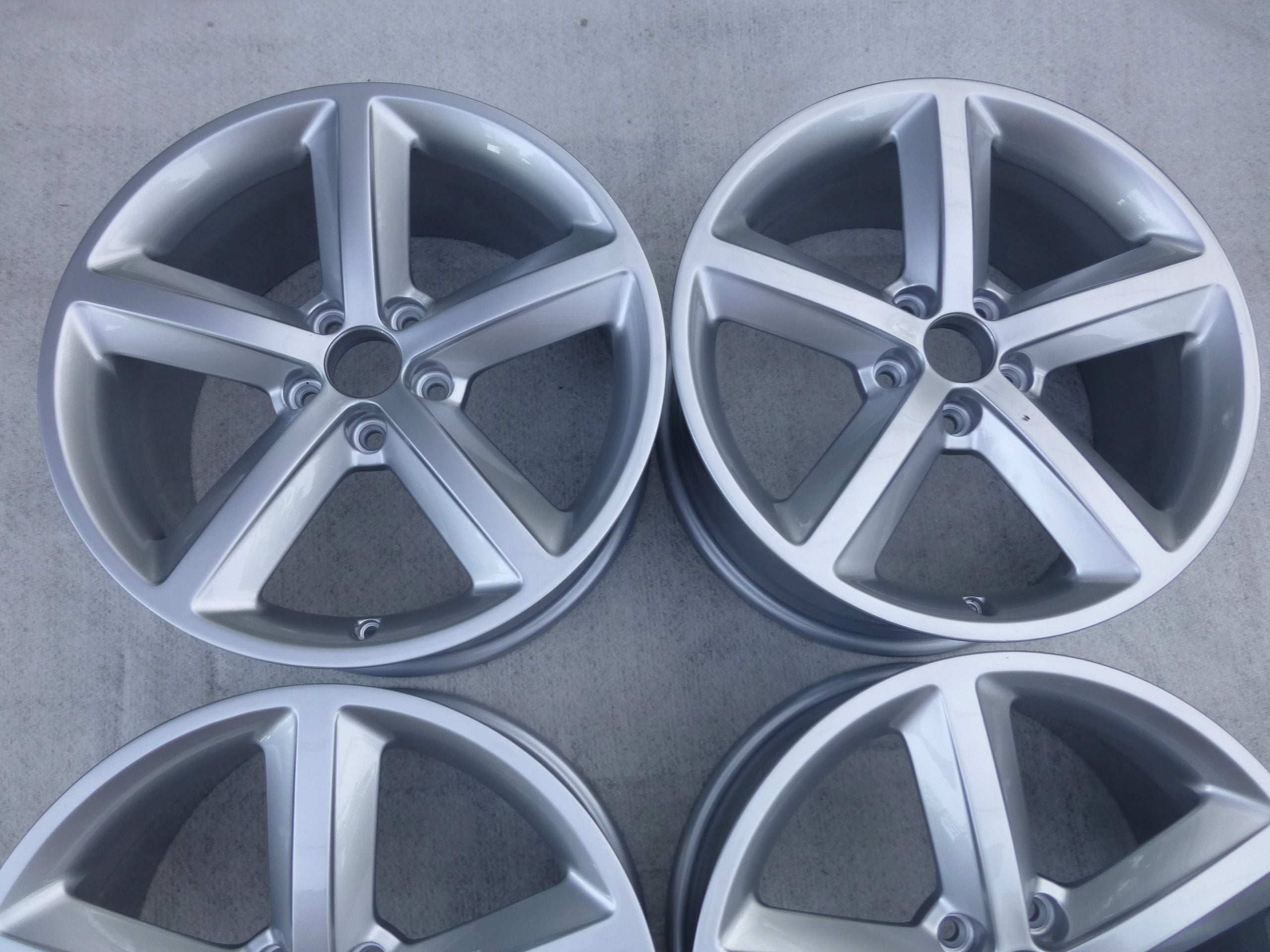 Alu Felge Audi A3 A4 A6 S4 Aluminum rim 18 Zoll 8.0J 5x112