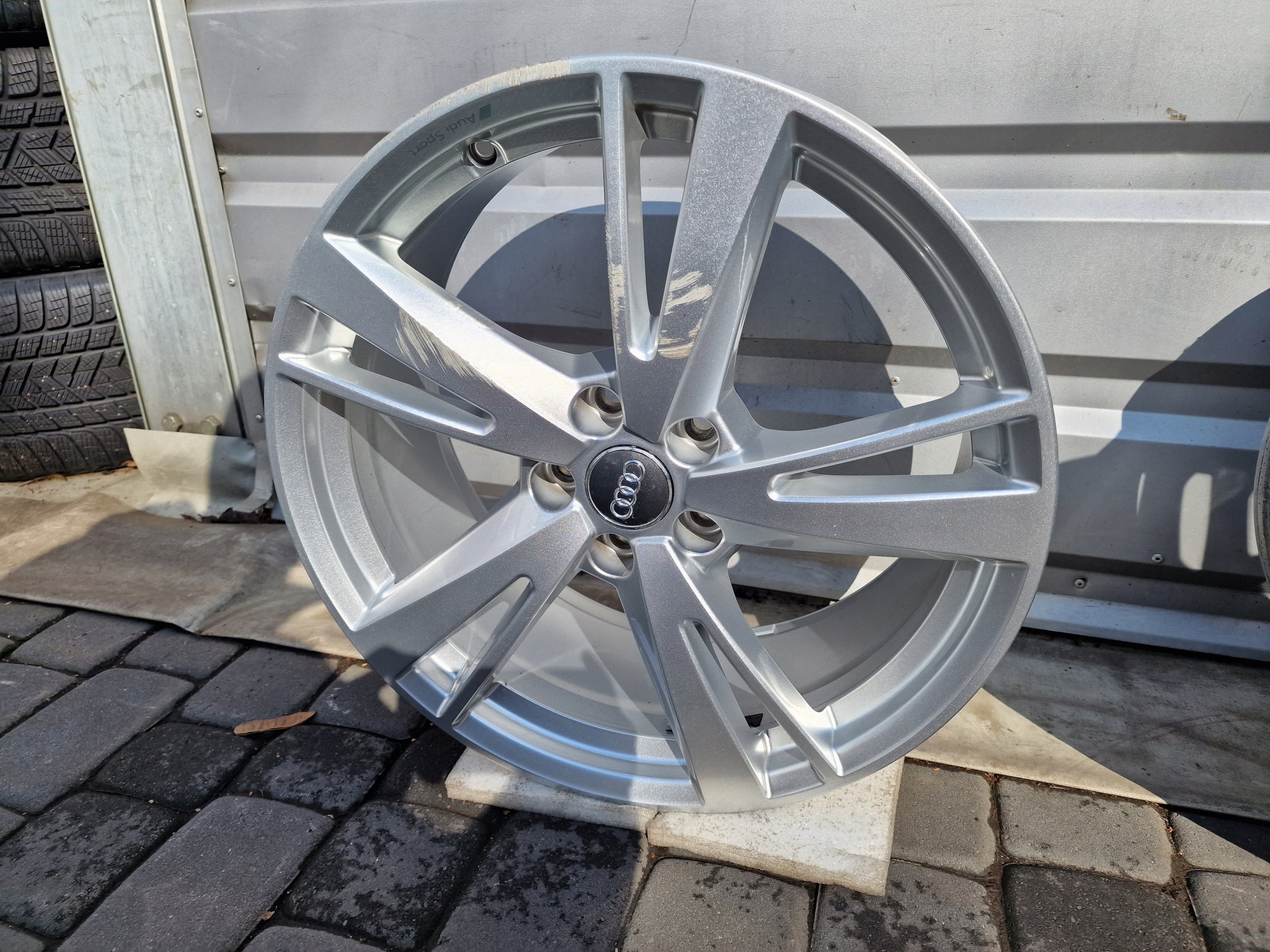 1x Alu Felge Audi A3 A4 Aluminum rim 19 Zoll 8.0J 5x112 49ET