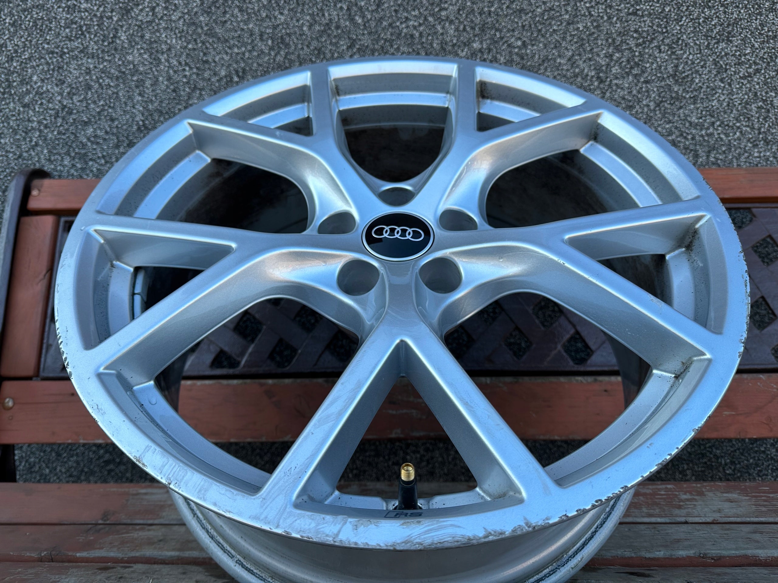 1x Alu Felge Audi A3 RS3 S3 Aluminum rim 19 Zoll 8.0J 5x112 25ET 8Y0601025BT