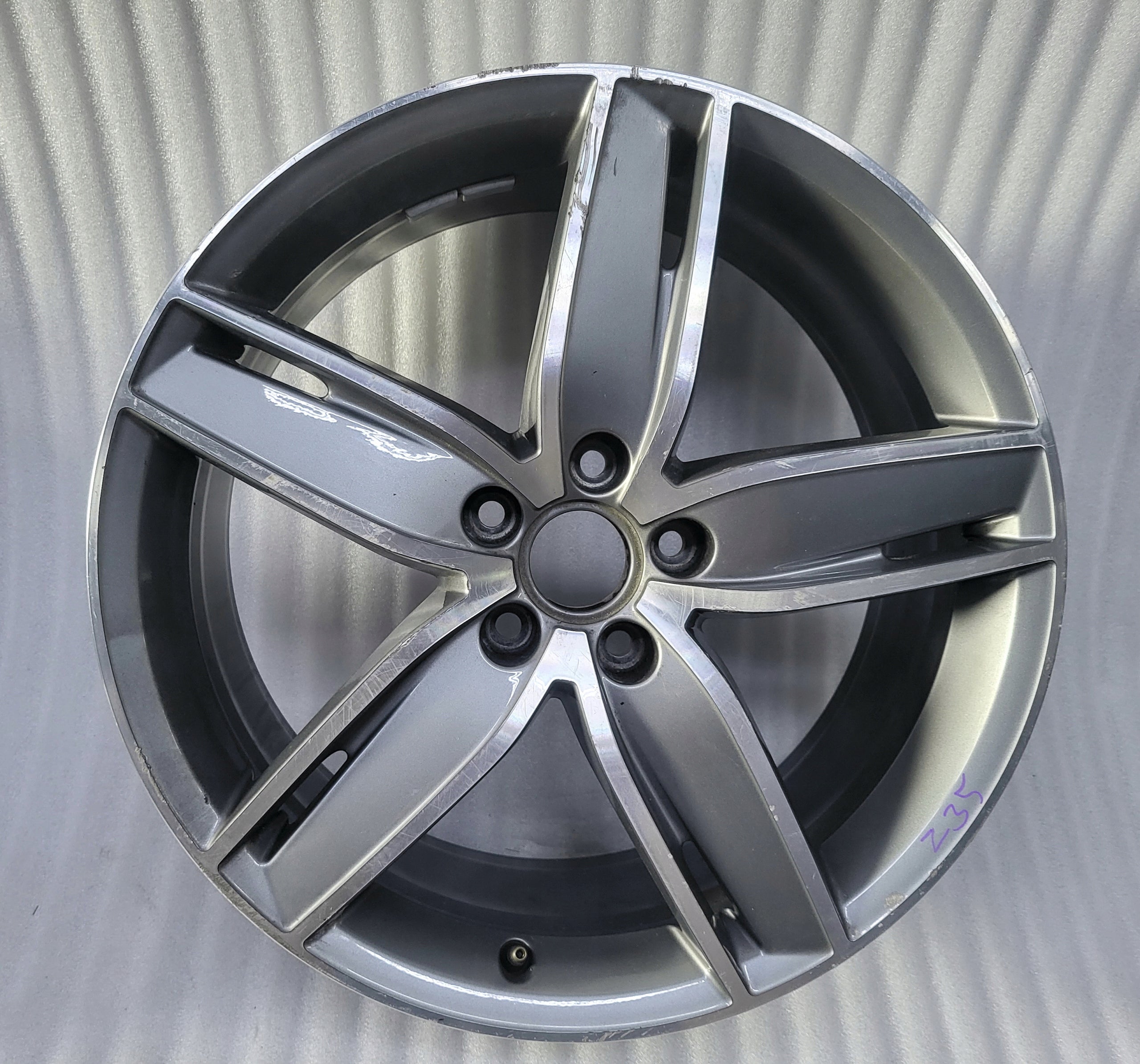 1x Alu Felge Audi A3 S3 RS3 Aluminum rim 19 Zoll 8.0J 5x112 49ET 8V0601025AS