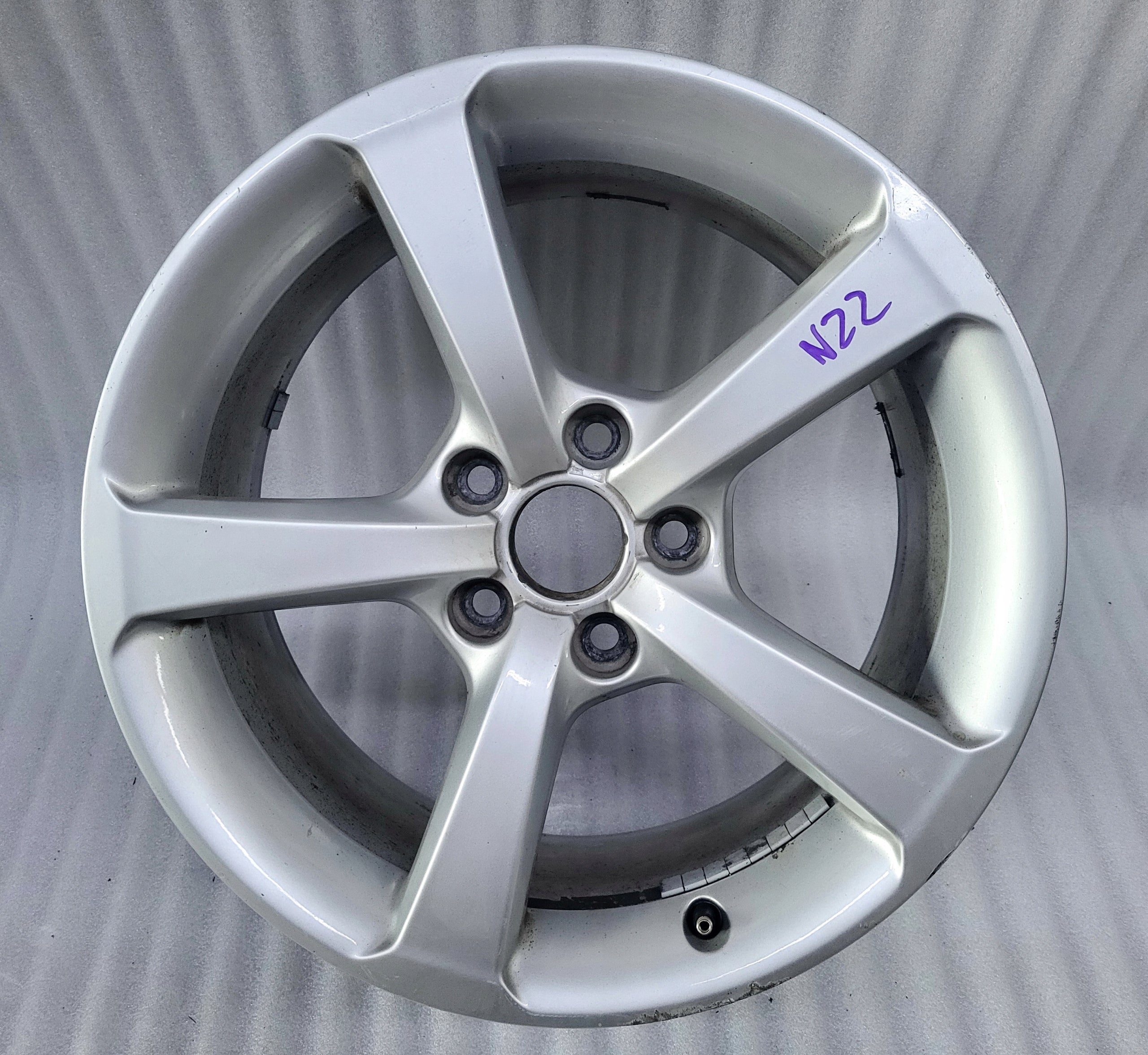 1x Alu Felge Audi A3 S3 Aluminum rim 17 Zoll 7.5J 5x112 51ET 8V0601025S