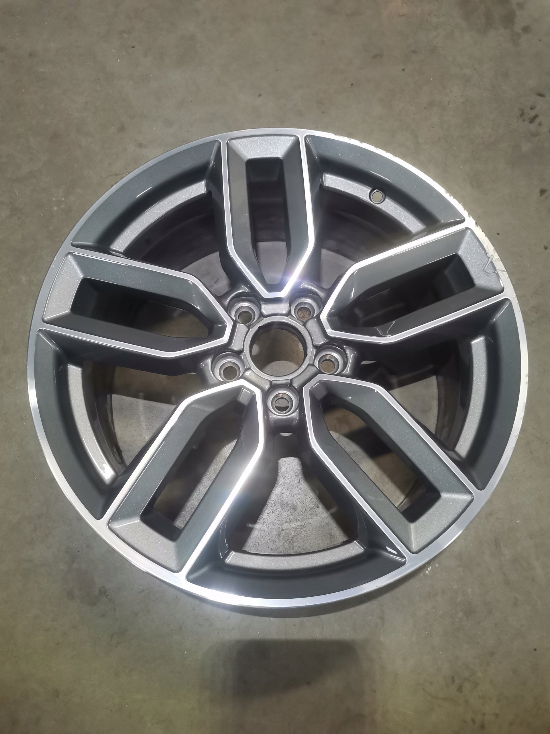  1x aluminum rim Audi A3 S3 aluminum rim 18 inch 7.5J 5x112 51ET 8V0601025M  product image