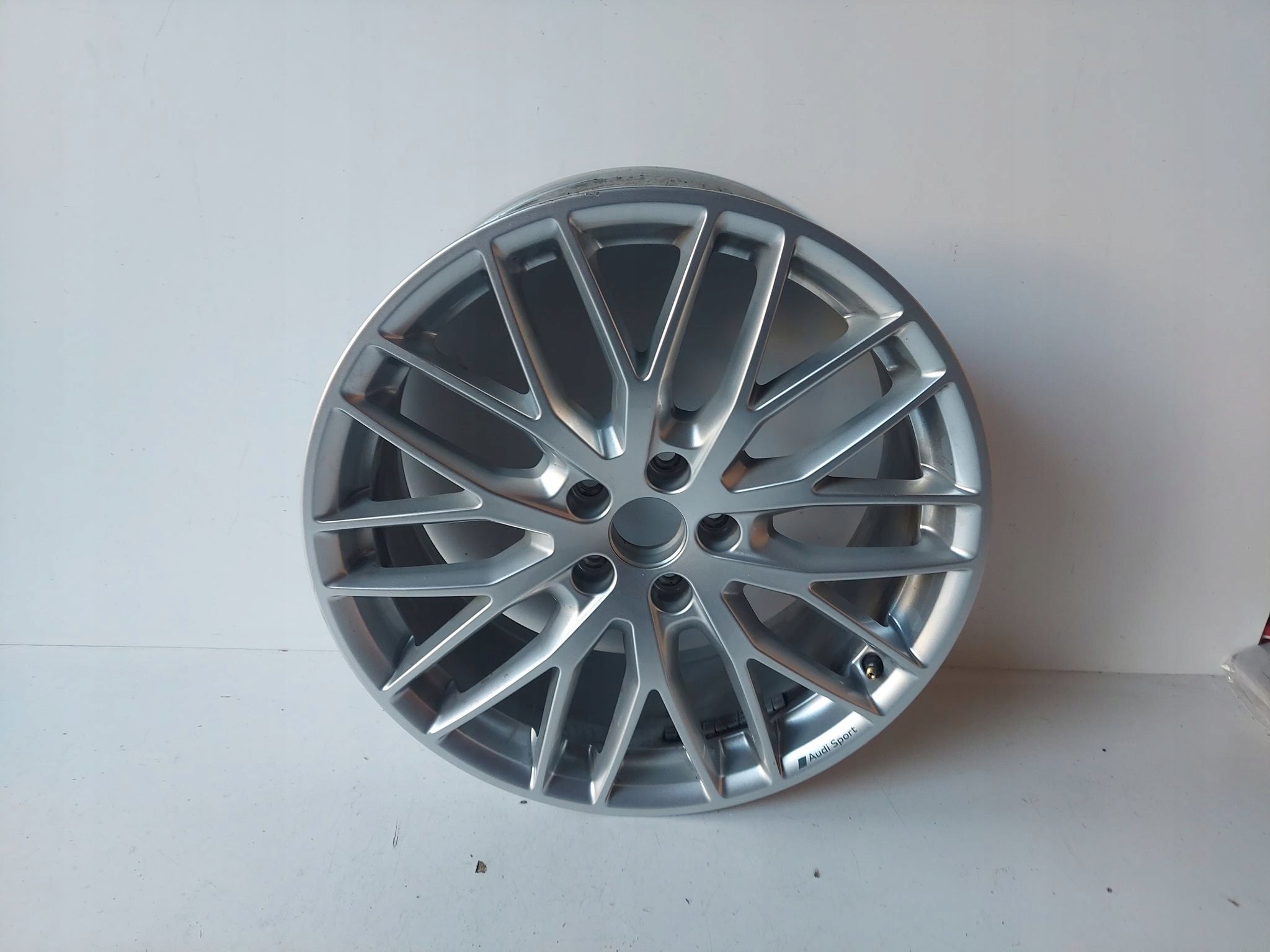 1x Alu Felge Audi A3 S3 Aluminum rim 19 Zoll 8.0J 5x112 8V0601025FF