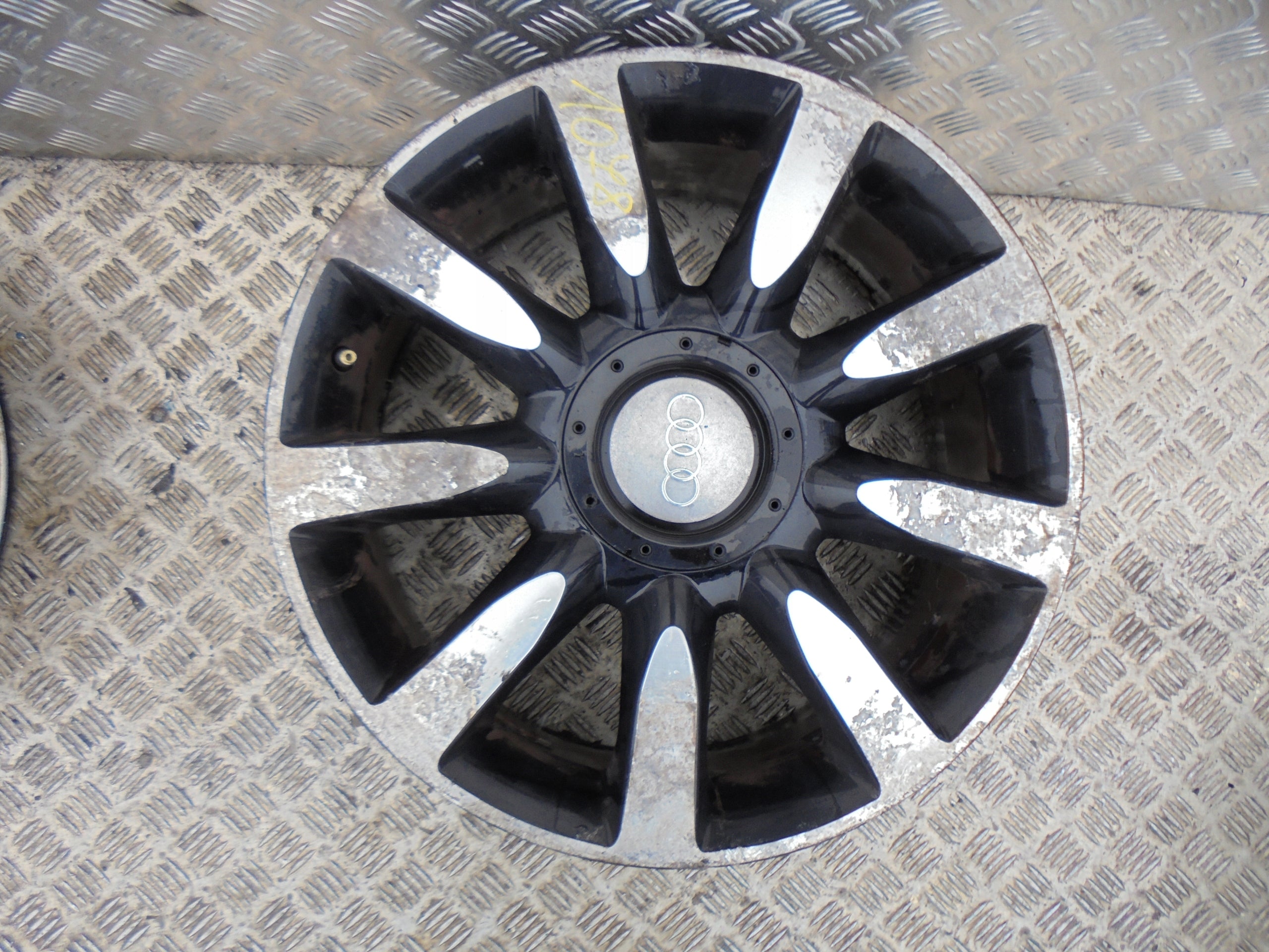 Alu Felge Audi A3 S3 Aluminum rim 18 Zoll 8.0J 5x112