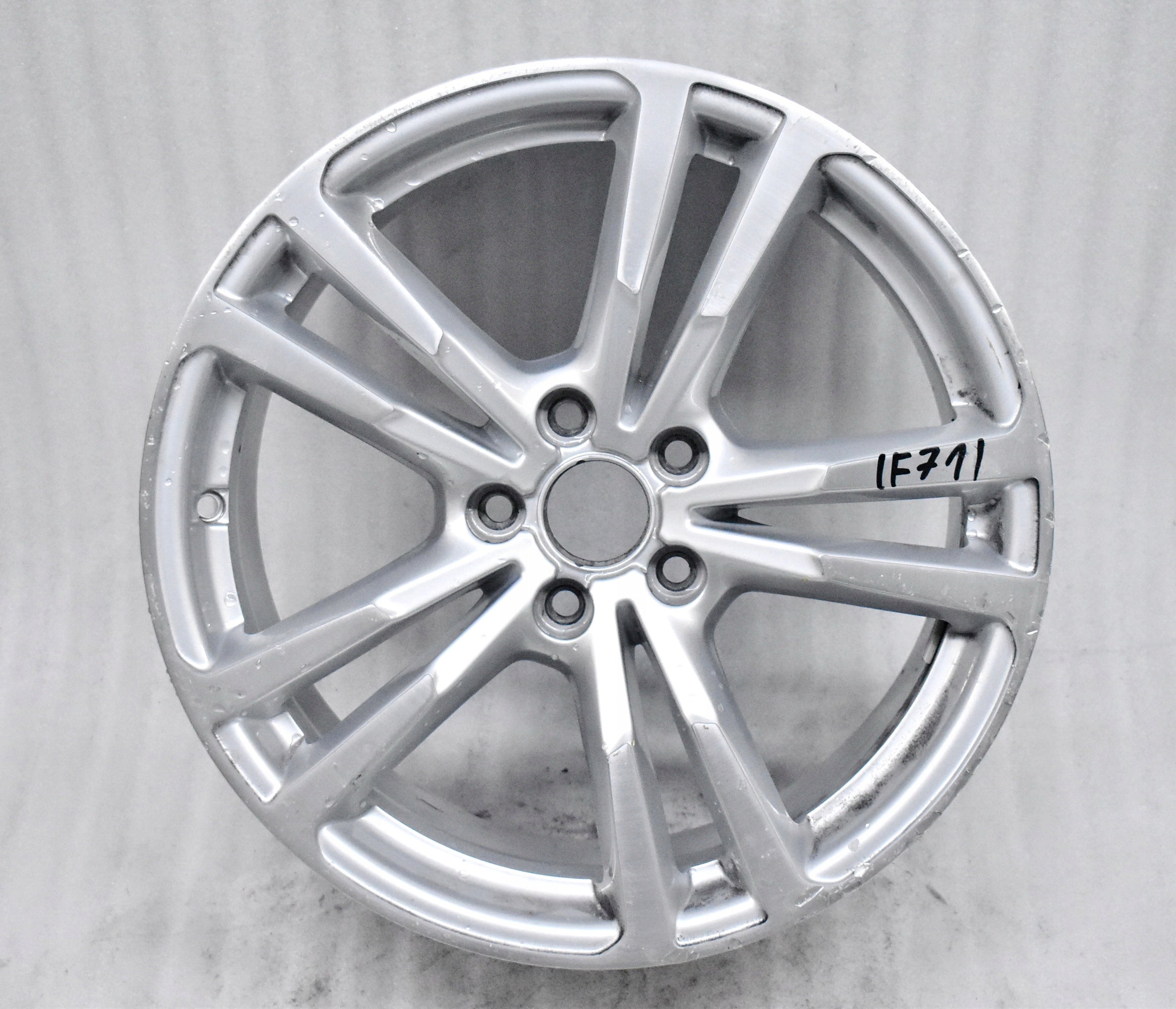  1x aluminum rim Audi A3 S3 aluminum rim 18 inch 8.0J 5x112 46ET 8V0601025BC  product image