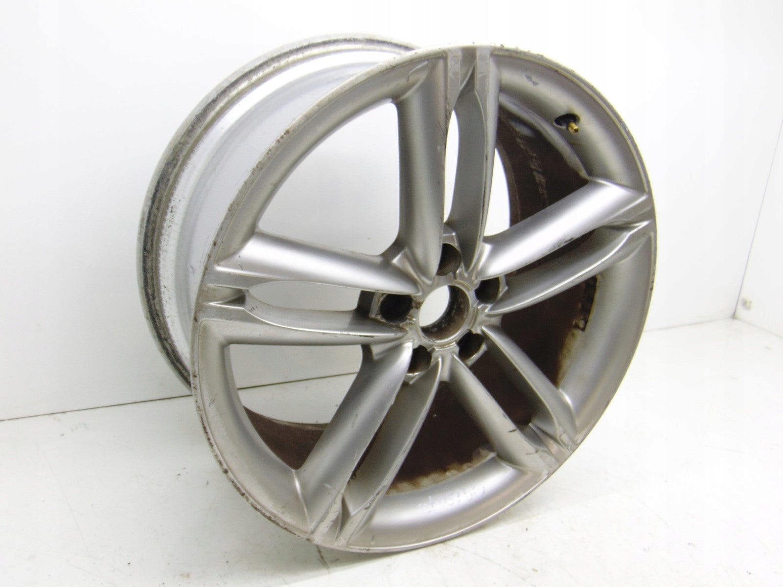 1x Alu Felge Audi A3 TT Aluminum rim 19 Zoll 9.0J 5x112 8J0601025AF