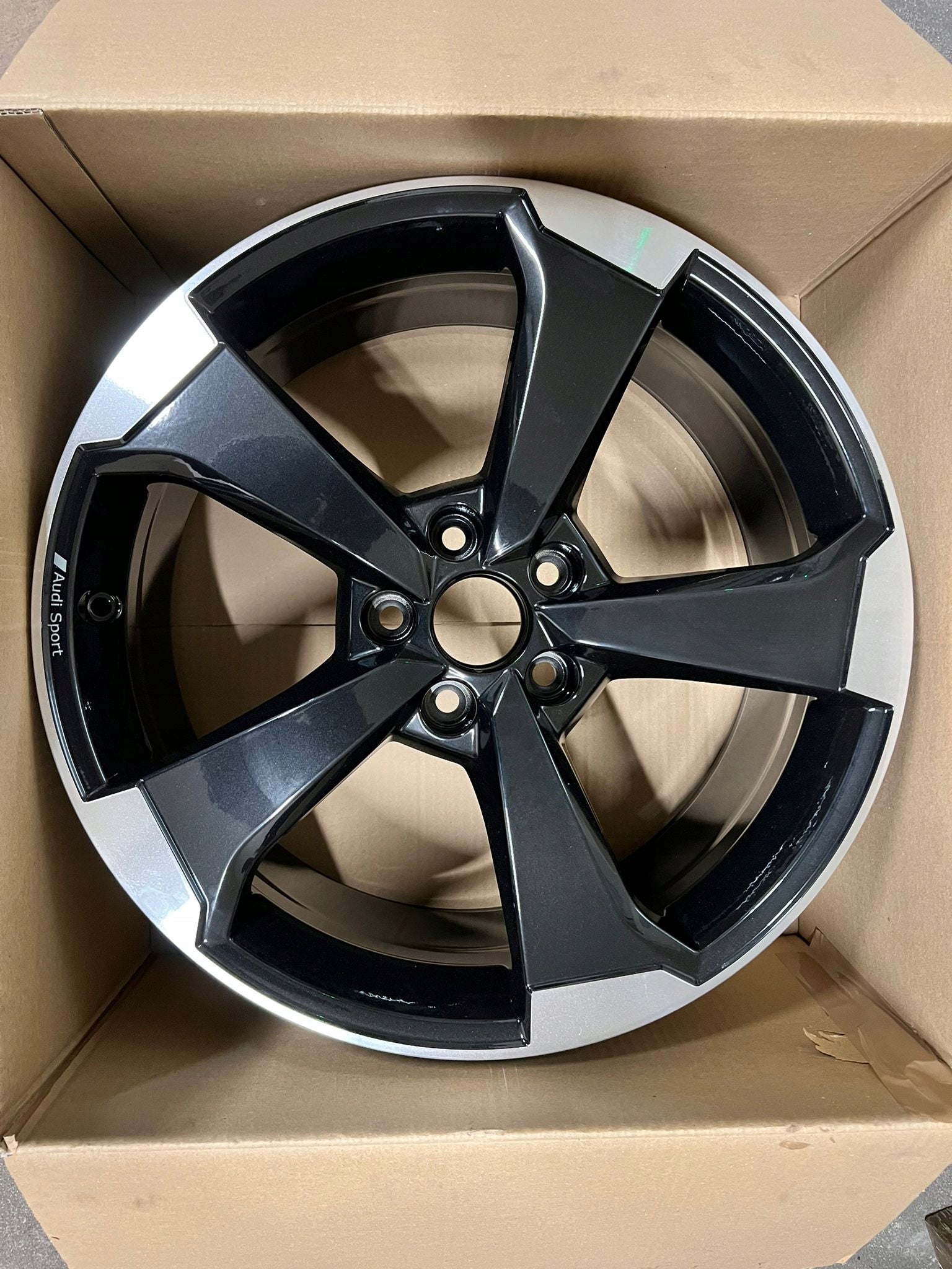  1x aluminum rim Audi A3 Aluminum rim 19 inch 8.0J 5x112  product image