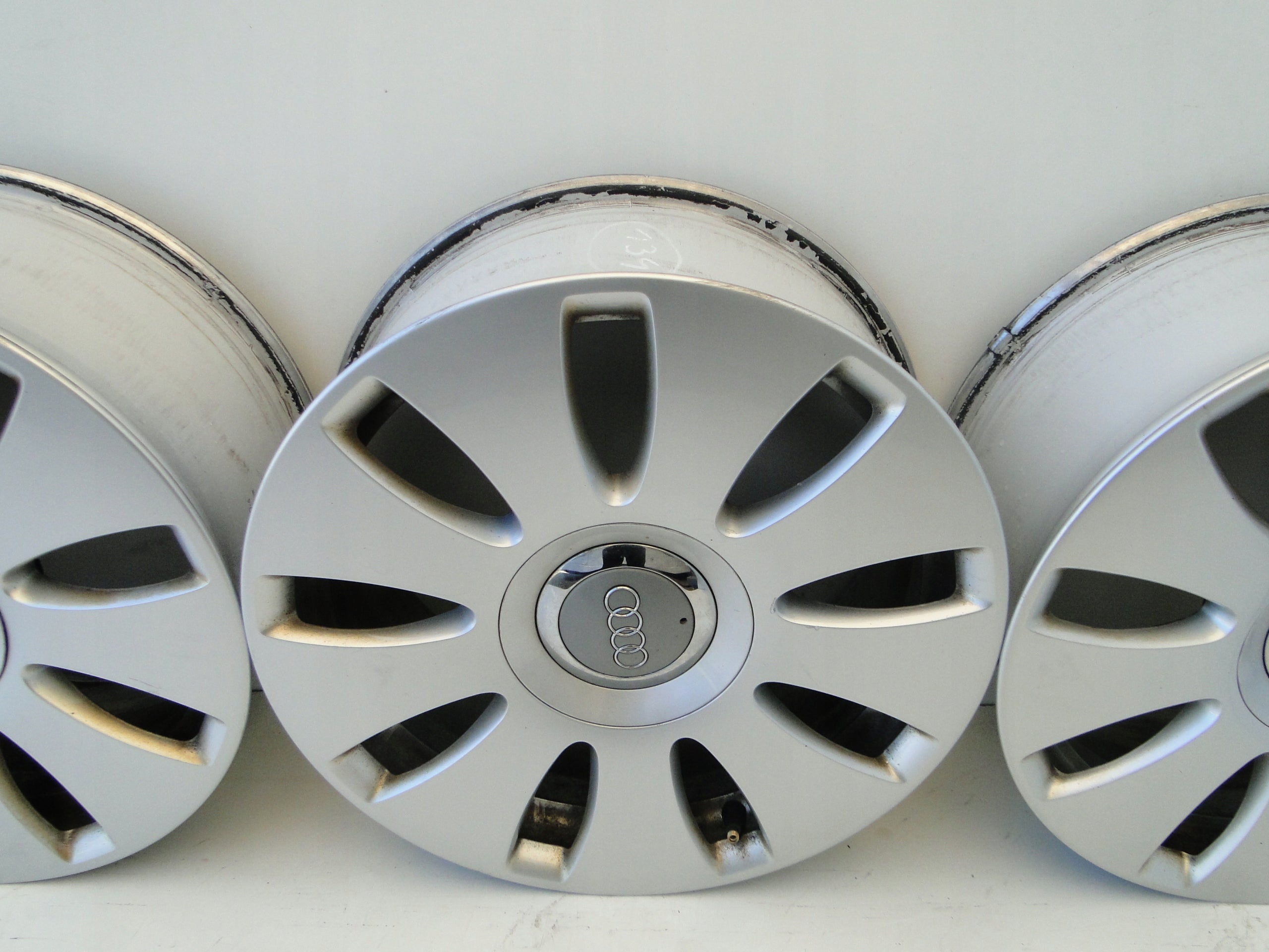 Alu Felge Audi TT RS Aluminum rim 16 Zoll 7.0J 5x112 42ET 8E0601025AE