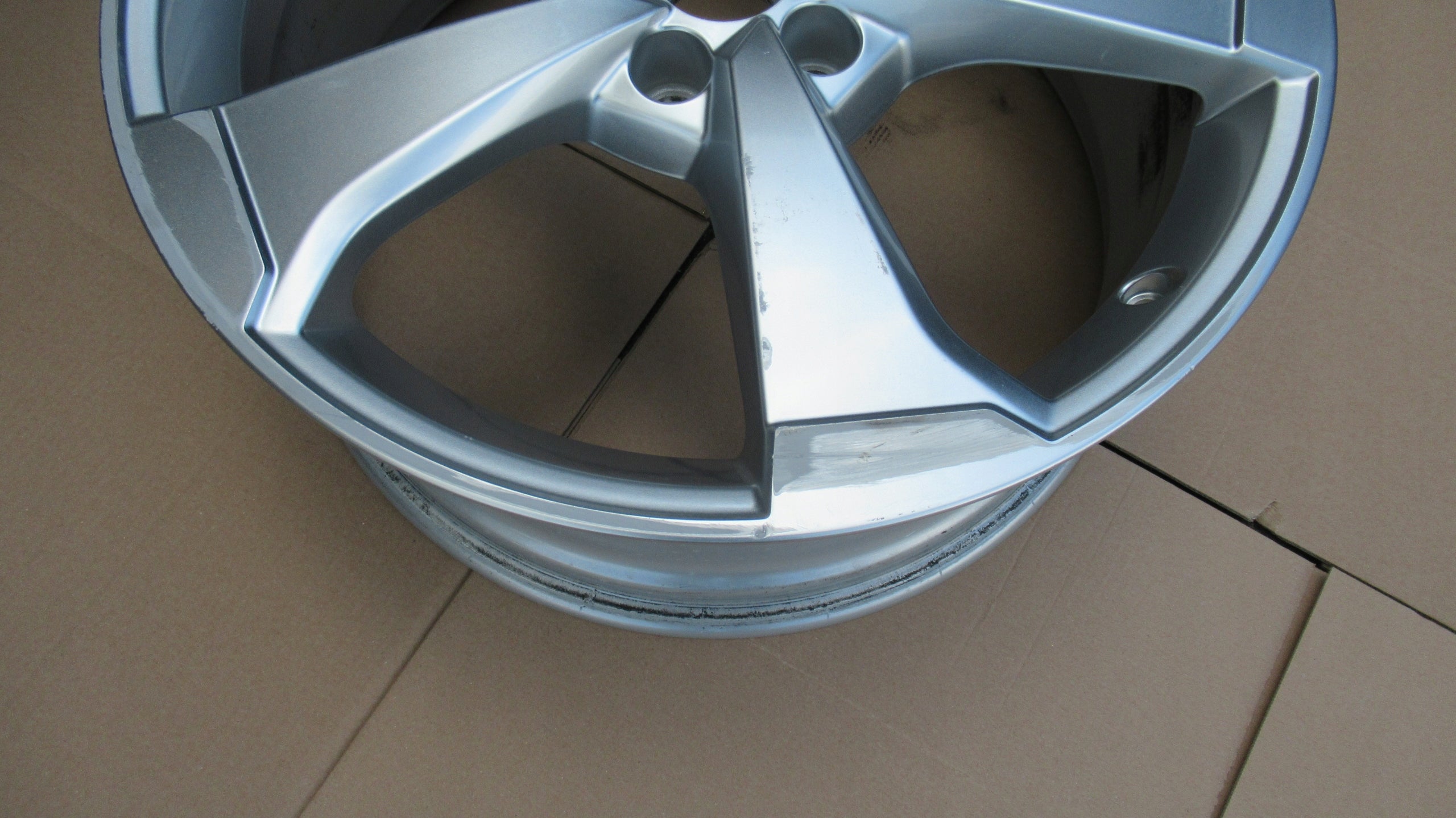 1x Alu Felge Audi A3 Aluminum rim 19 Zoll 8.0J 5x112