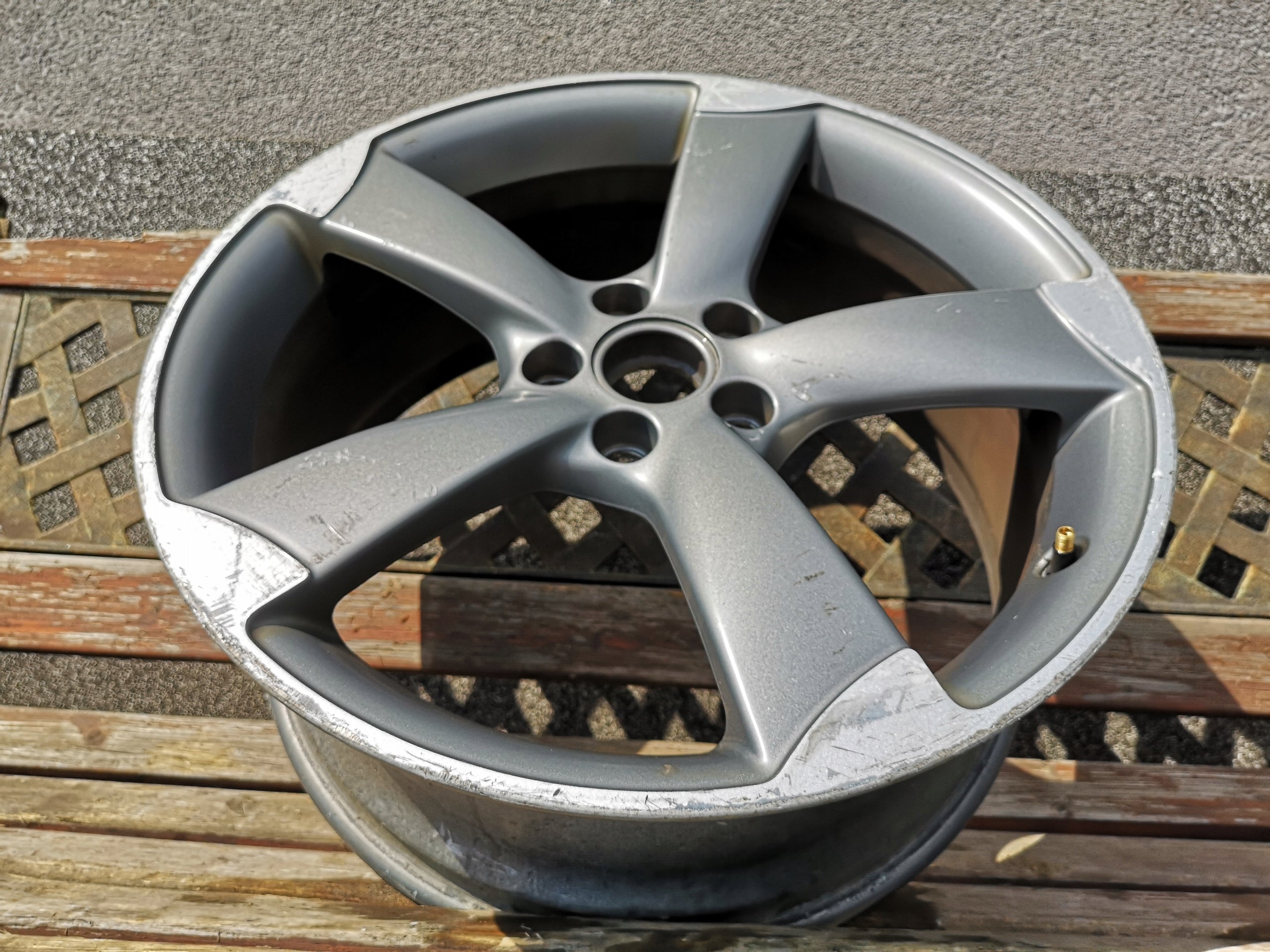 1x Alu Felge Audi A3 Aluminum rim 19 Zoll 8.0J 5x112 50ET 8P0601025