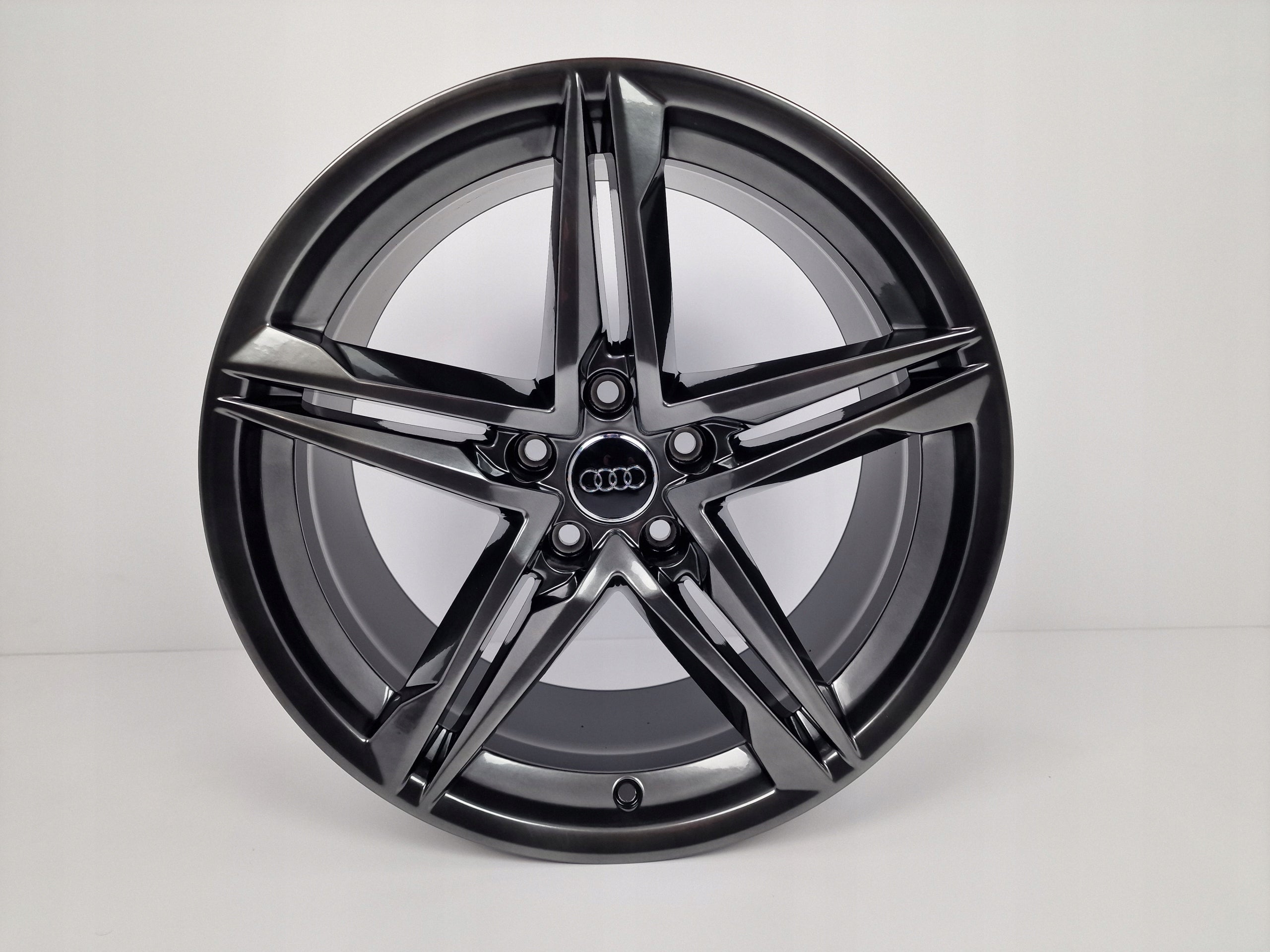 Alu rim Audi Q3 A6 A8 Q7 A5 A7 Q5 A4 Aluminum rim 18 inch 8.5J 5x112 29ET 