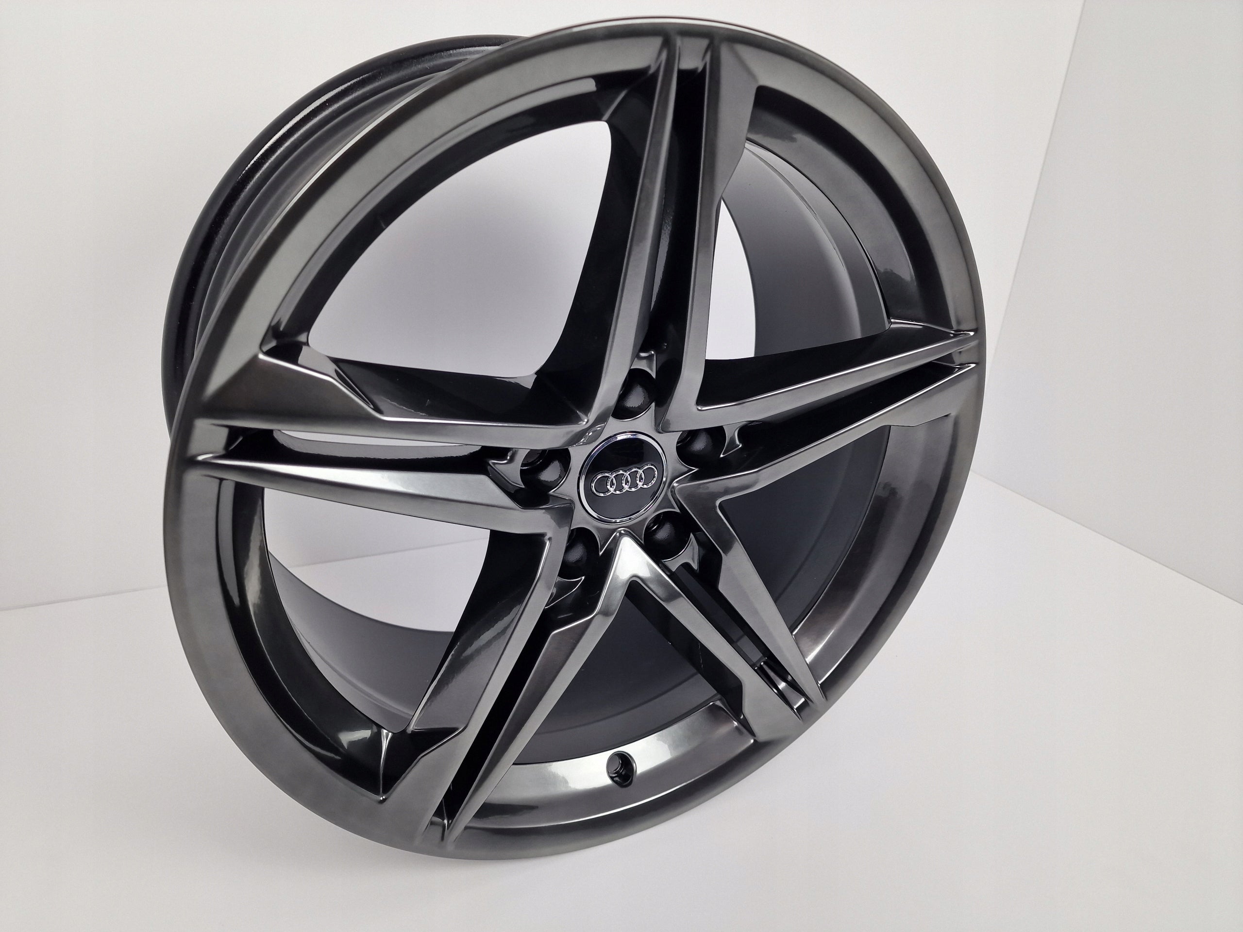 Alu Felge Audi Q3 A6 A8 Q7 A5 A7 Q5 A4 Aluminum rim 18 Zoll 8.5J 5x112 29ET