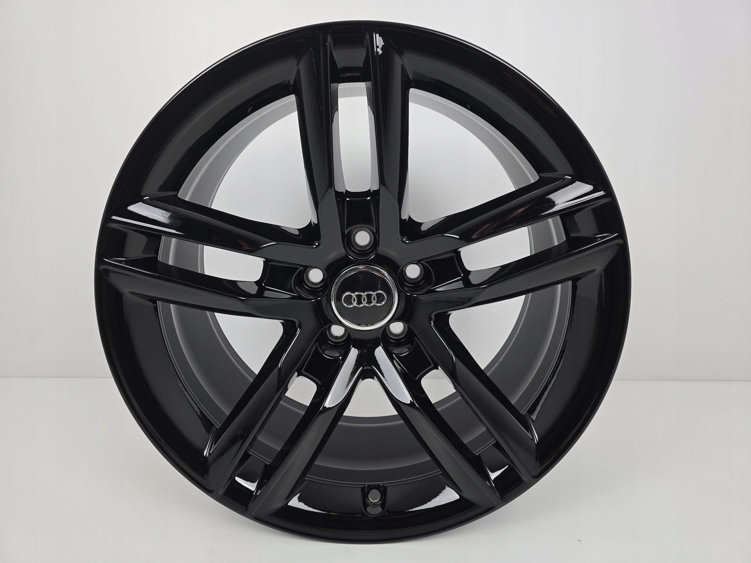 Alu rim Audi Q3 A6 A8 Q7 A5 A7 Q5 A4 Aluminum rim 18 inch 8.5J 5x112 29ET 