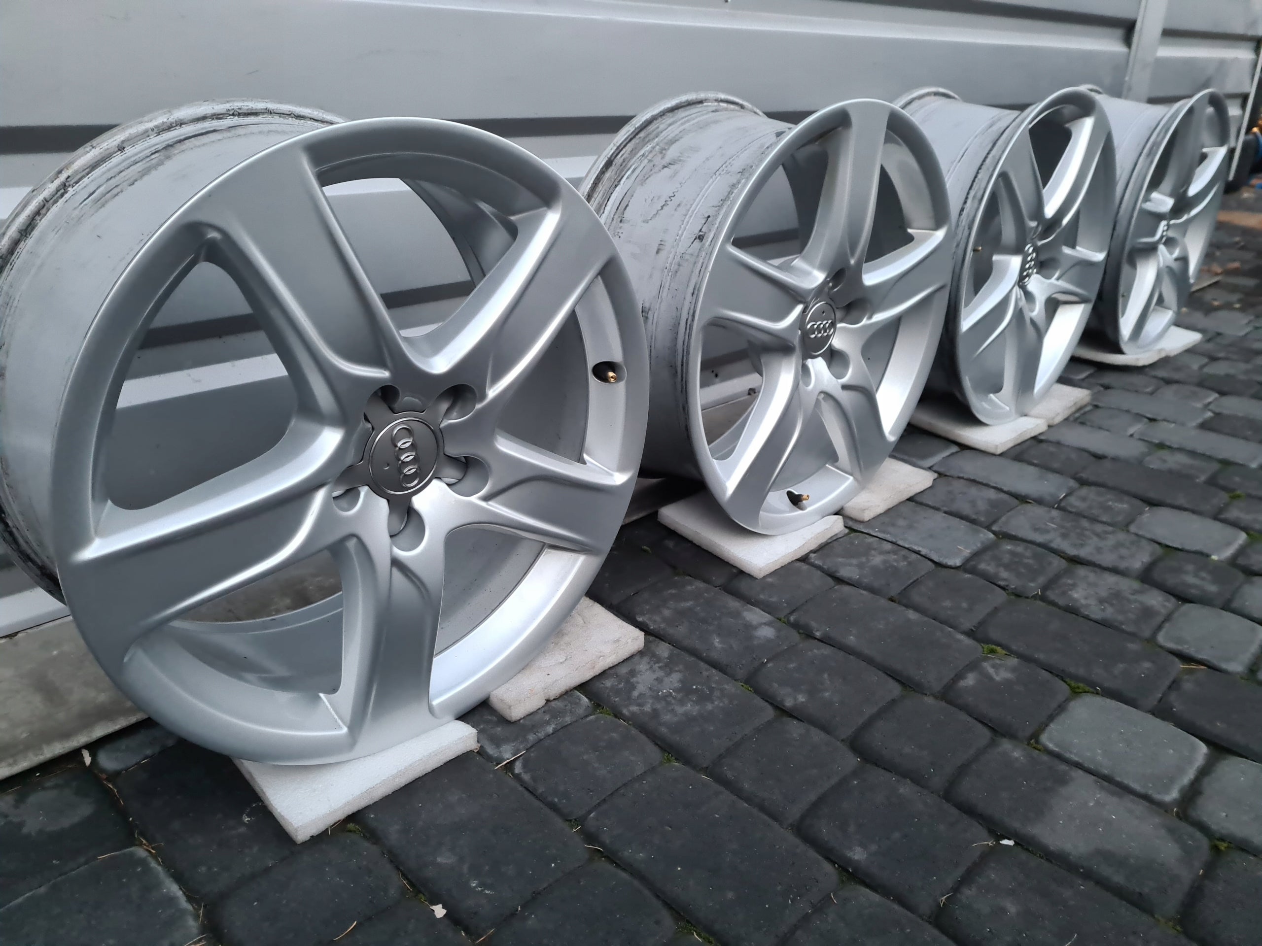 Alu Felge Audi Q3 A6 A8 Q7 A5 A7 Q5 A4 Aluminum rim 18 Zoll 8.0J 5x112 41ET