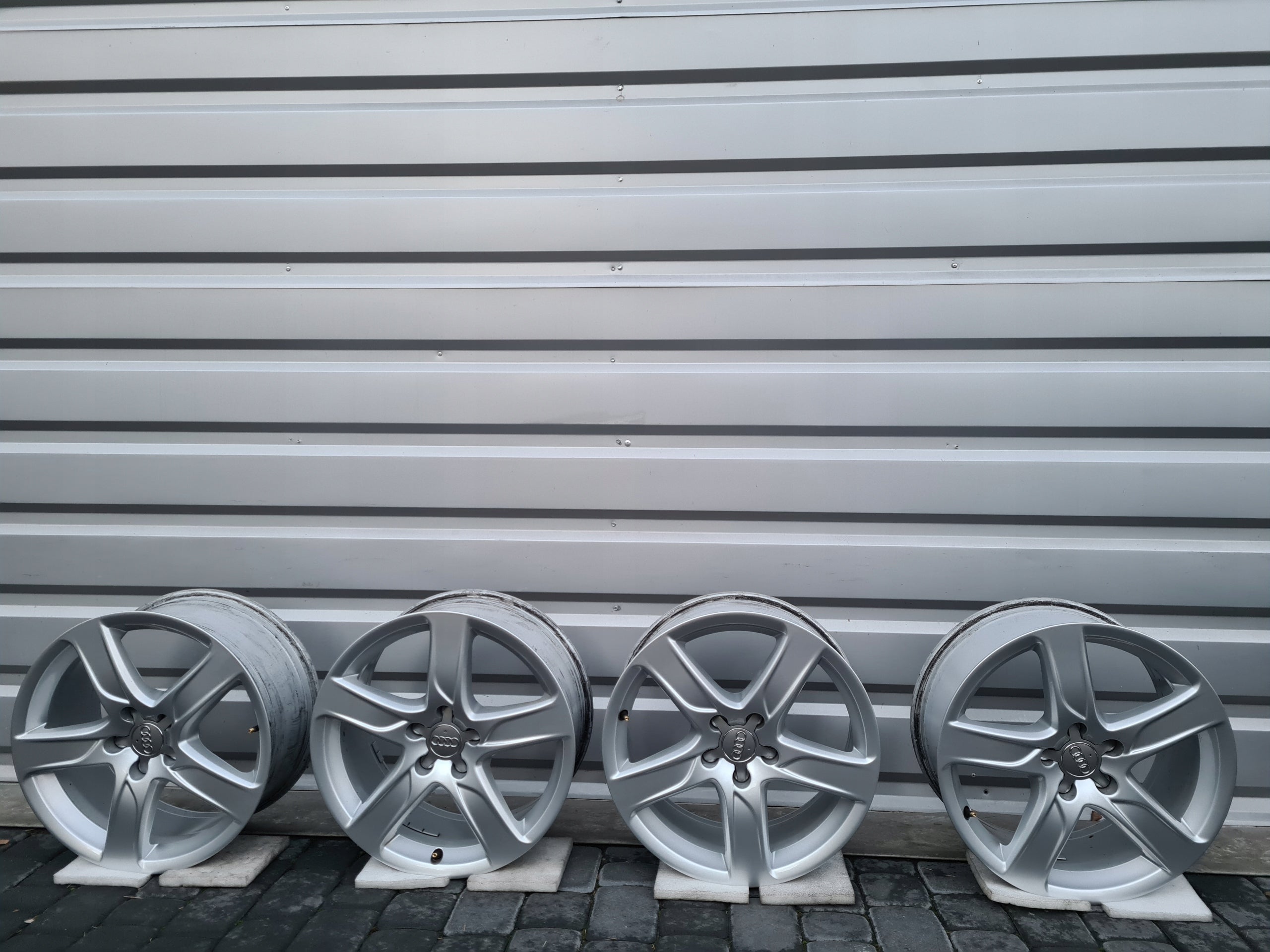 Alu Felge Audi Q3 A6 A8 Q7 A5 A7 Q5 A4 Aluminum rim 18 Zoll 8.0J 5x112 41ET