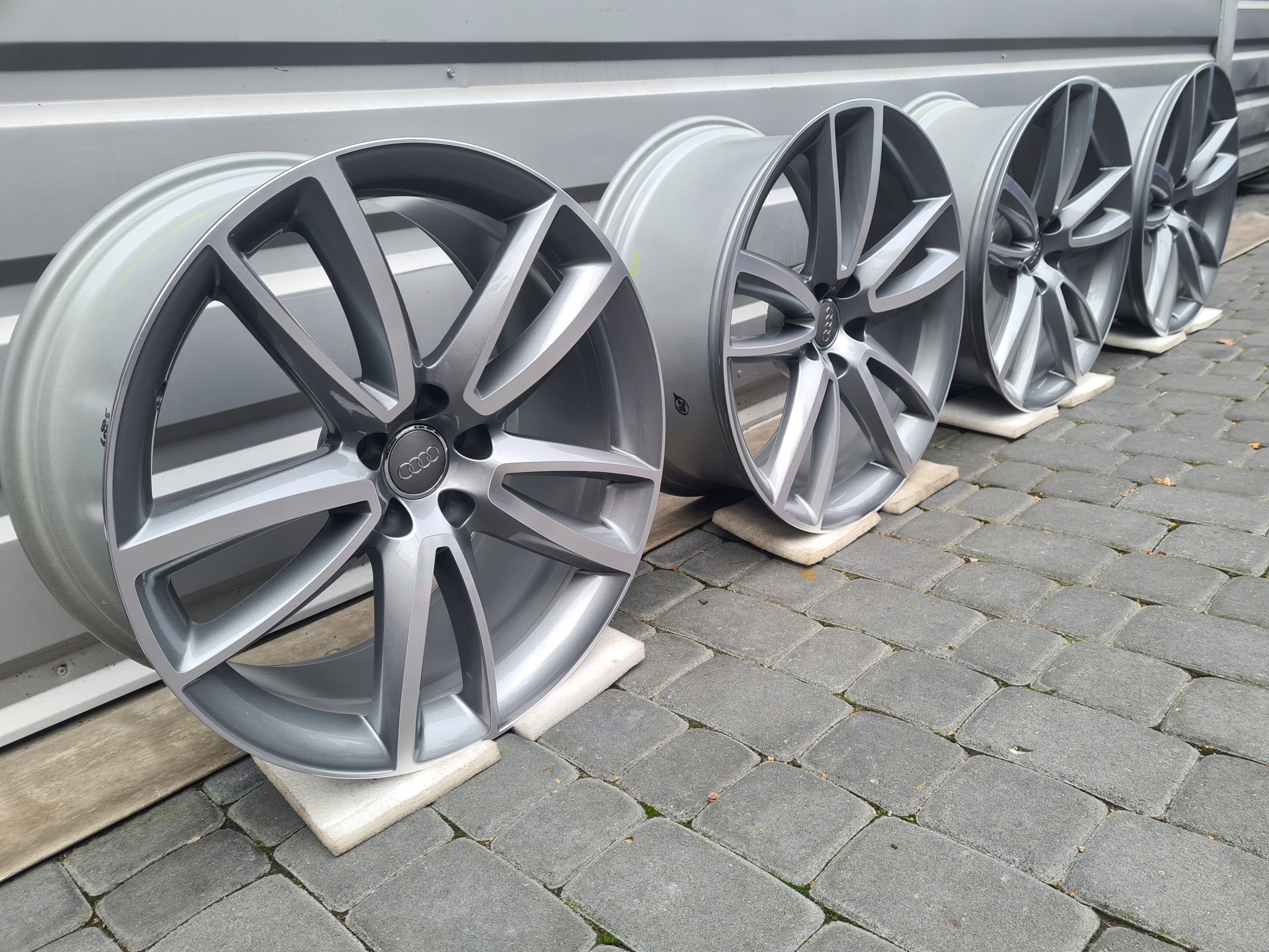 Alu Felge Audi A6 A8 Q7 A5 A7 Q5 A4 Aluminum rim 20 Zoll 9.0J 5x112 29ET