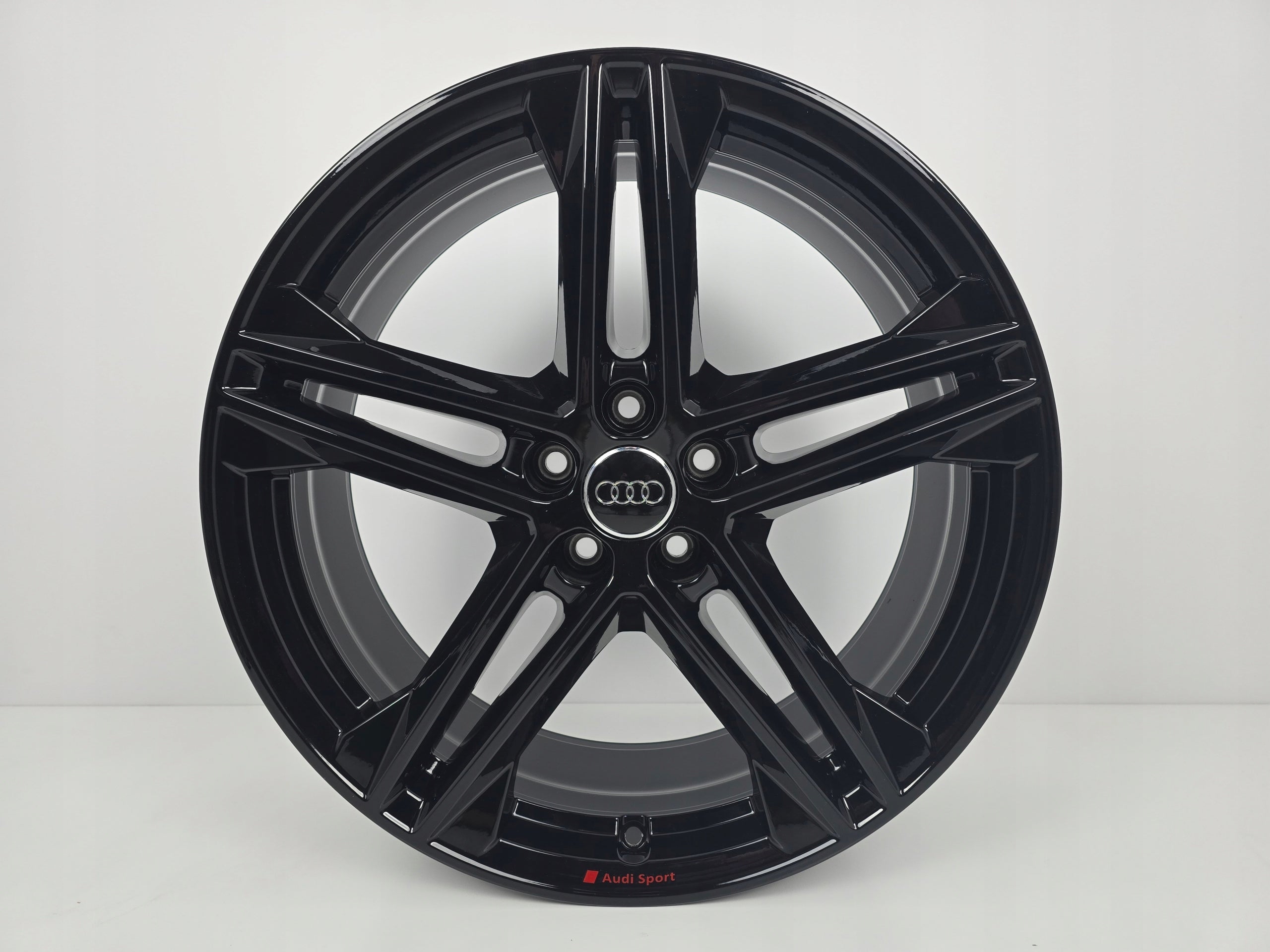 Alu Felge Audi Q3 A6 A8 A5 Q5 A4 TT Aluminum rim 20 Zoll 8.0J 5x112 39ET