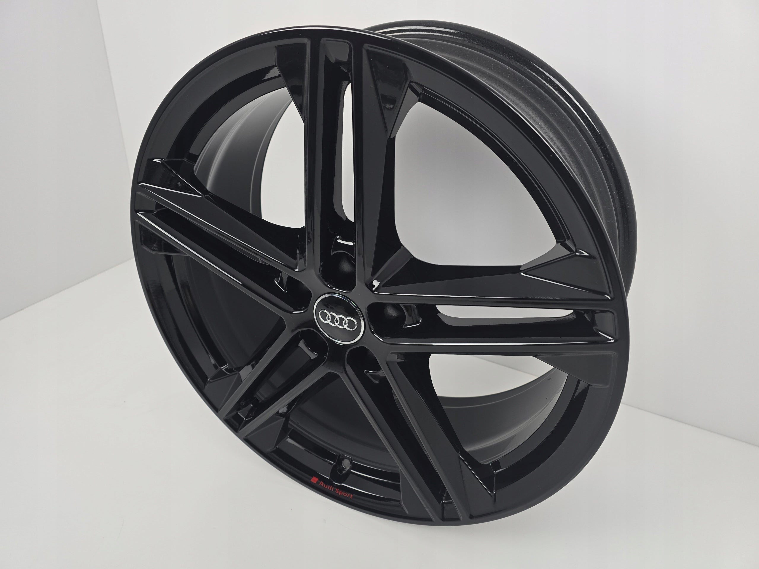 Alu Felge Audi Q3 A6 A8 A5 Q5 A4 TT Aluminum rim 20 Zoll 8.0J 5x112 39ET