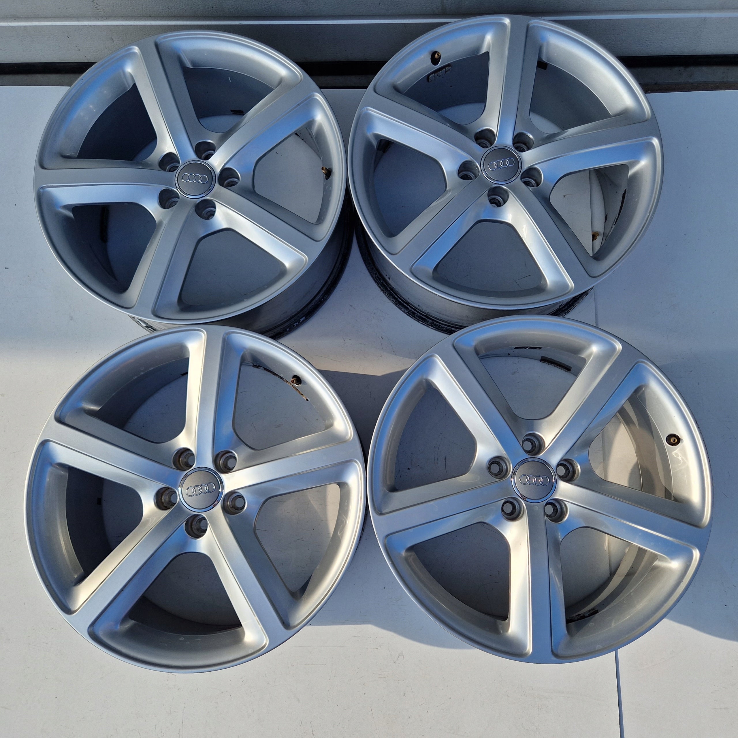 Alu Felge Audi A6 S5 A5 S3 Q5 A4 Aluminum rim 19 Zoll 8.0J 5x112 39ET